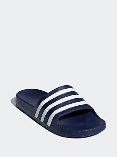 Slippers / Slides