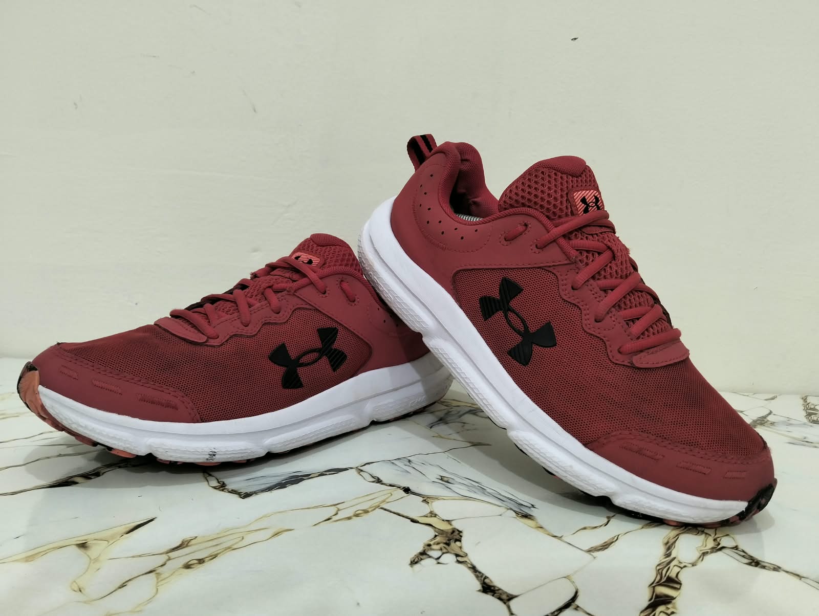 UNDER ARMOUR CHATGED ASSERT 10 RED view 7
