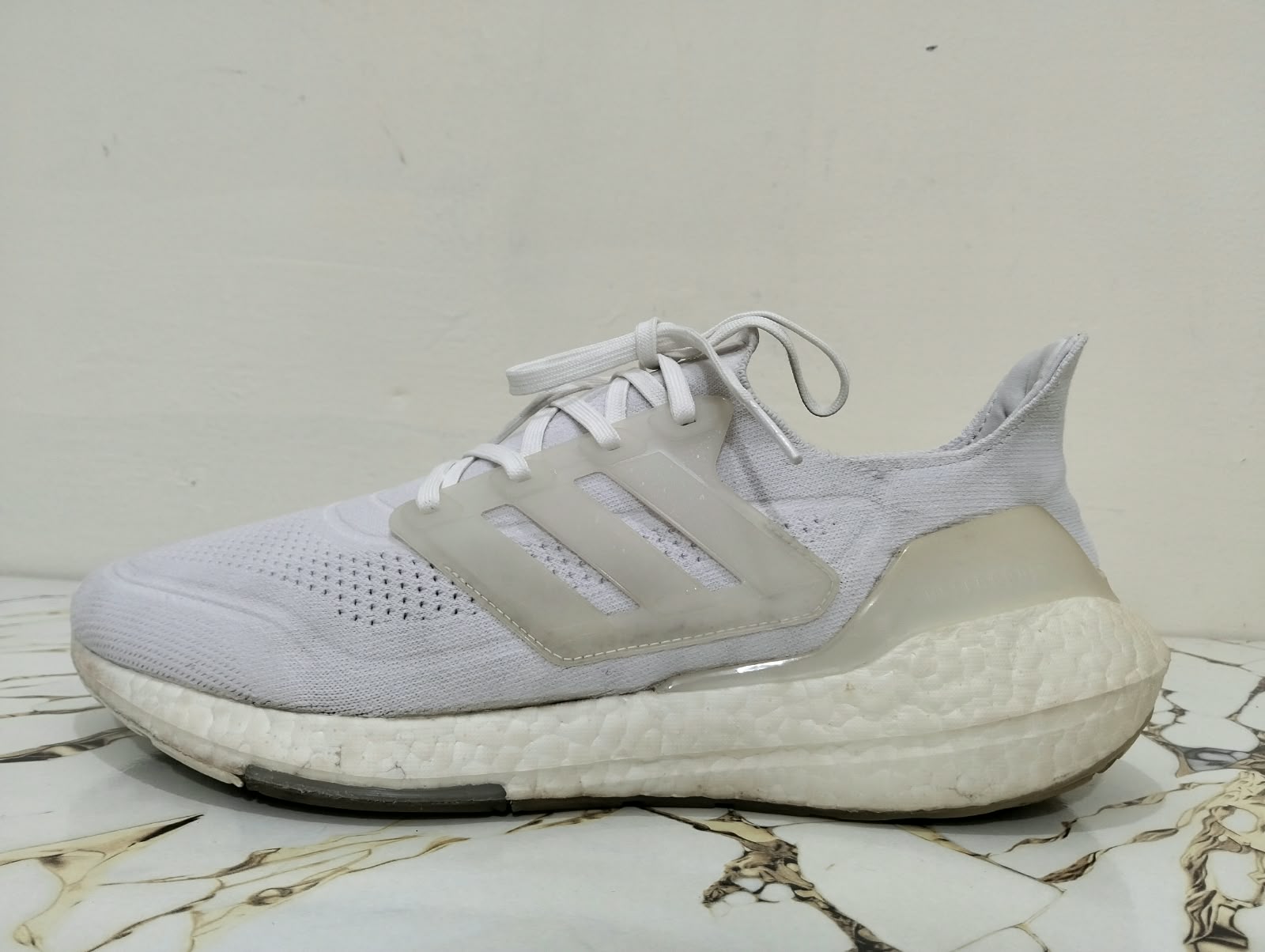 Adidas Ultra Boost 21