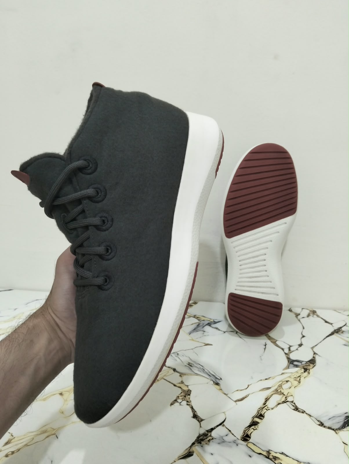 ALLBIRDS WOOL RUNNERS MID view 3