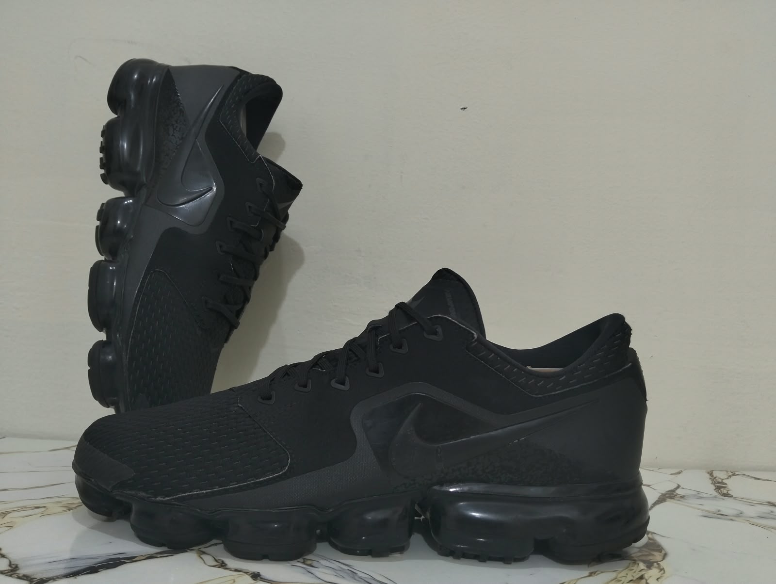 NIKE AIR VAPOR MAX CS TRIP view 3