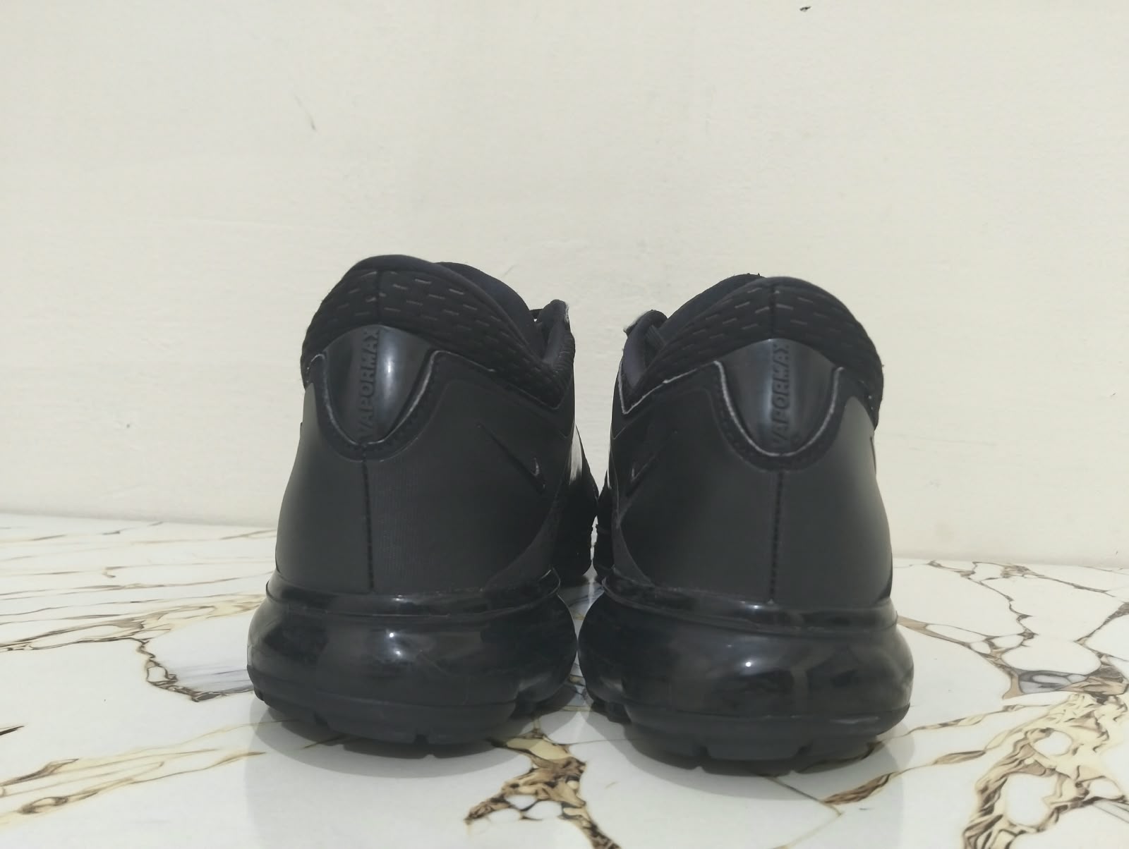NIKE AIR VAPOR MAX CS TRIP view 9