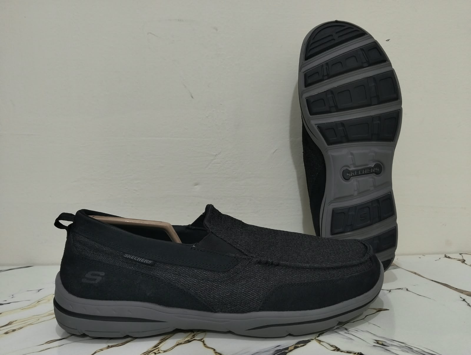 SKECHERS MENS SLIP ON   view 8