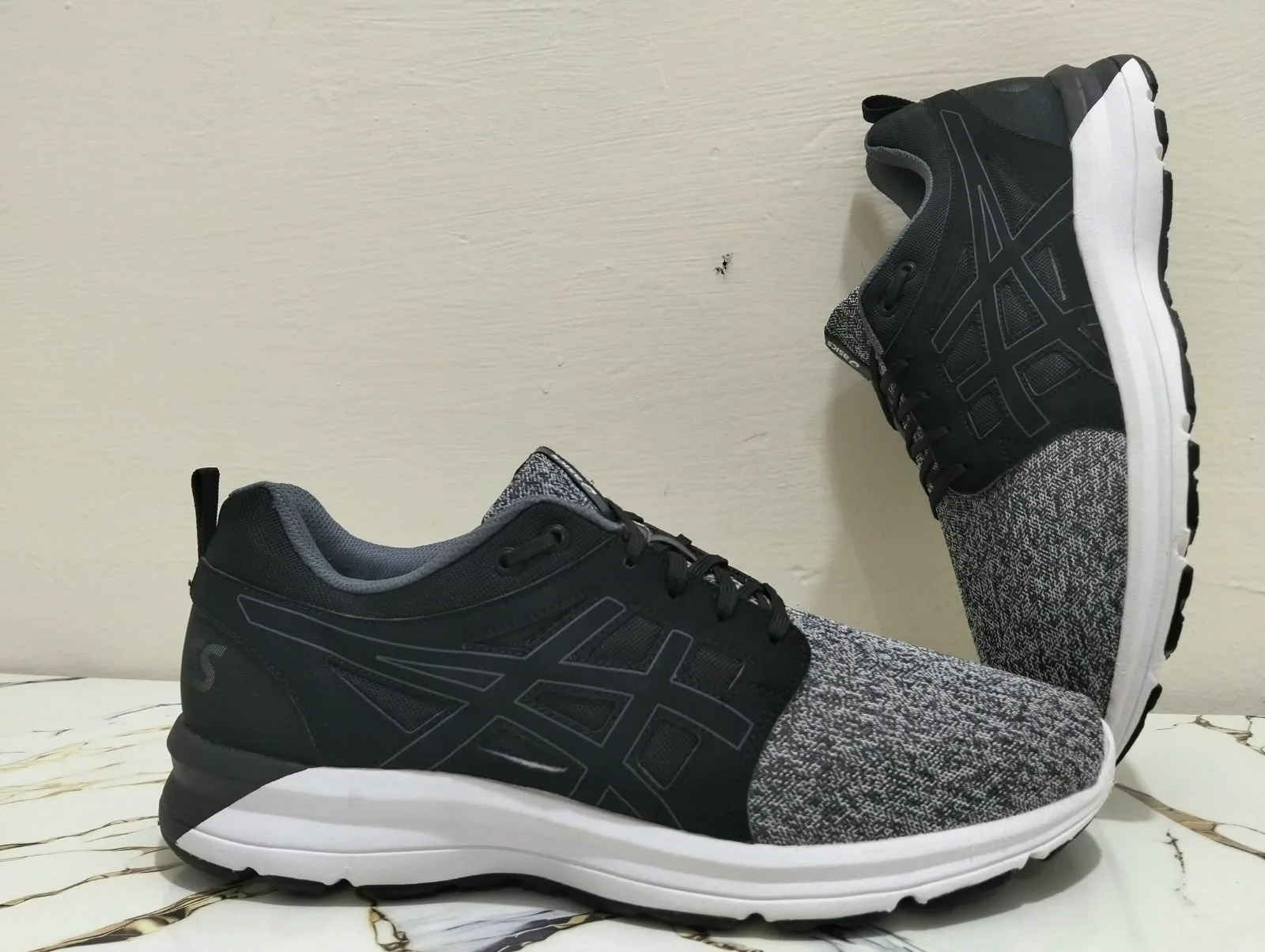 ASICS MENS TORRENCE
