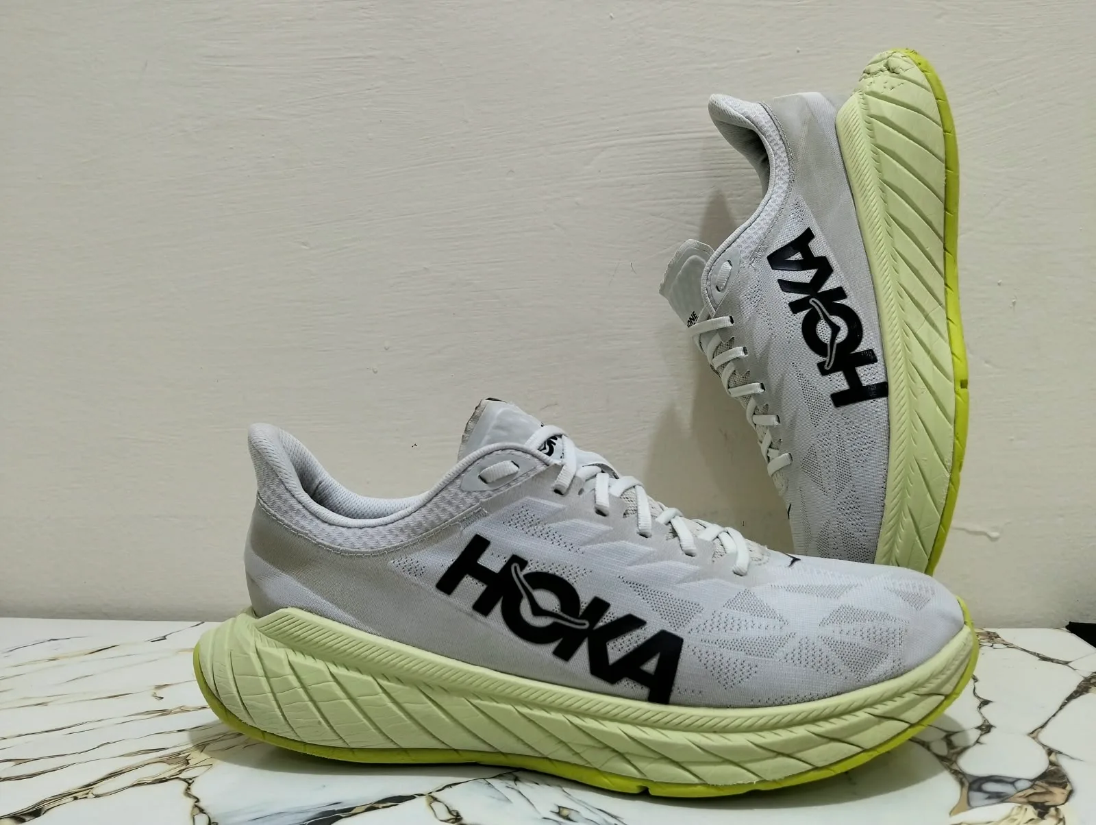 HOKA CARBON X2