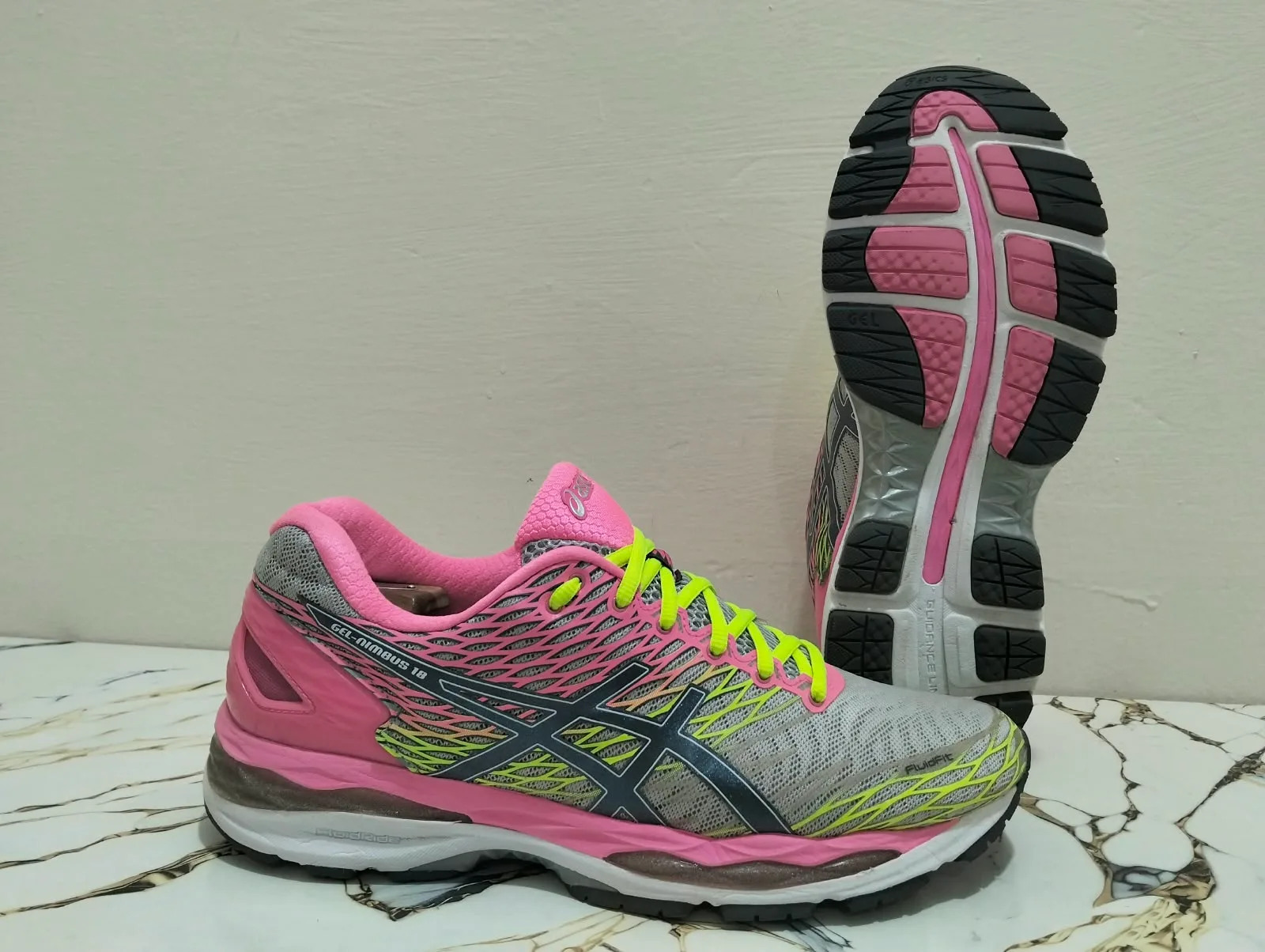 ASICS GEL NIMBUS 18
