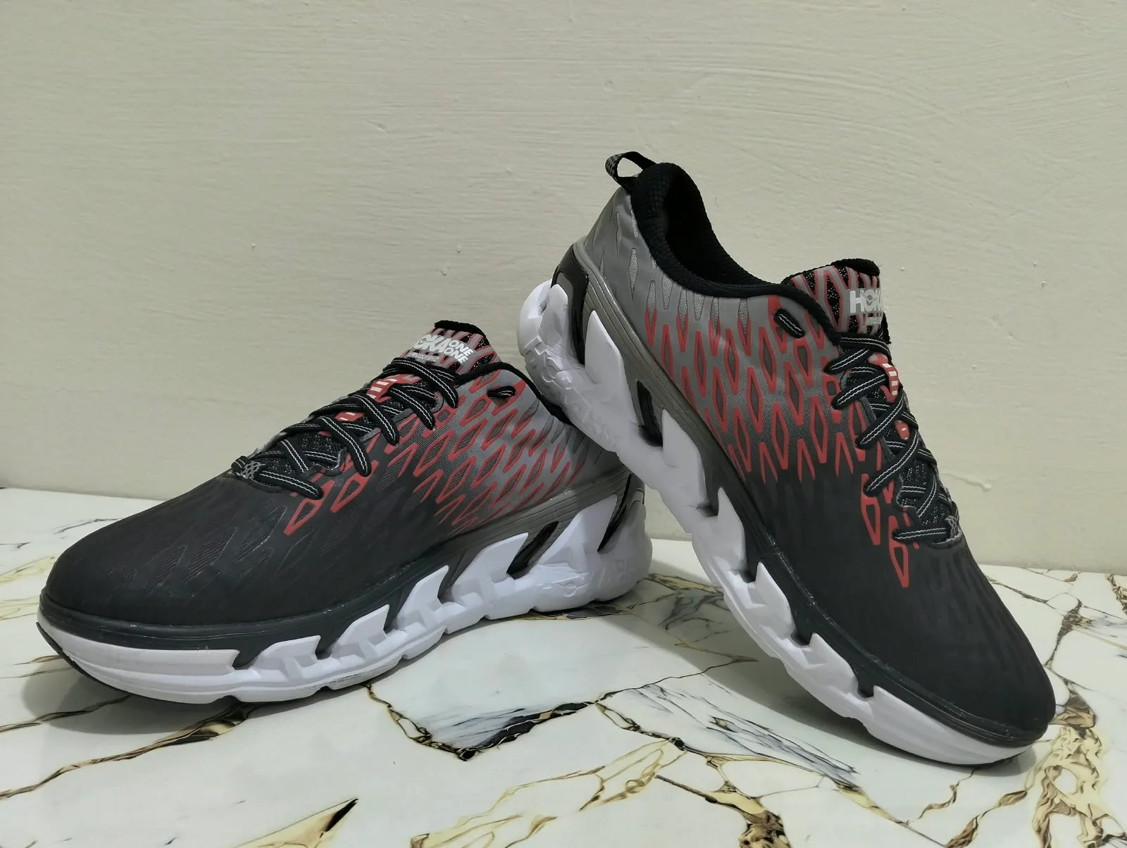 HOKA VANQUISH 2 view 6