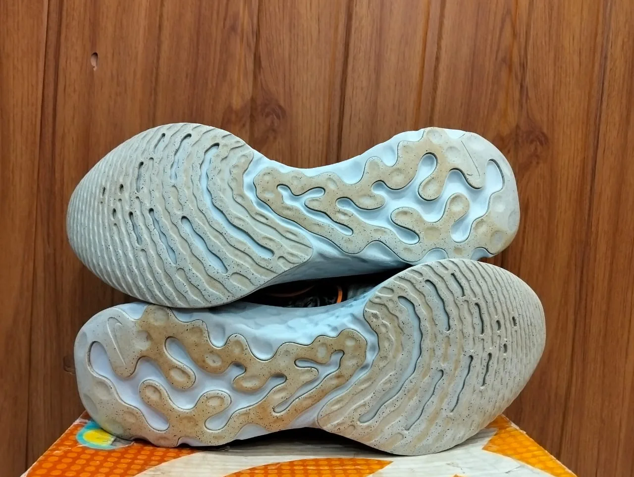 NIKE REACT INFINITY RUN FLYKNIT 2 view 6