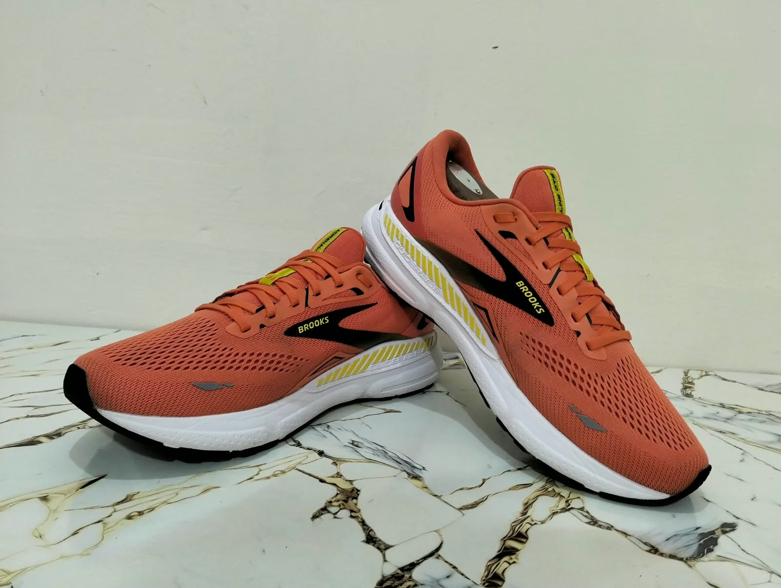 BROOKS ADRENALINE GTX 23 view 5