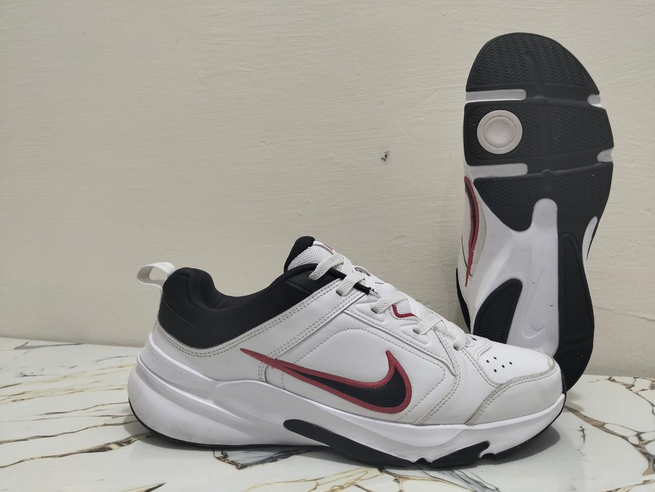 NIKE DEFY ALL DAY MENS TRAINERS