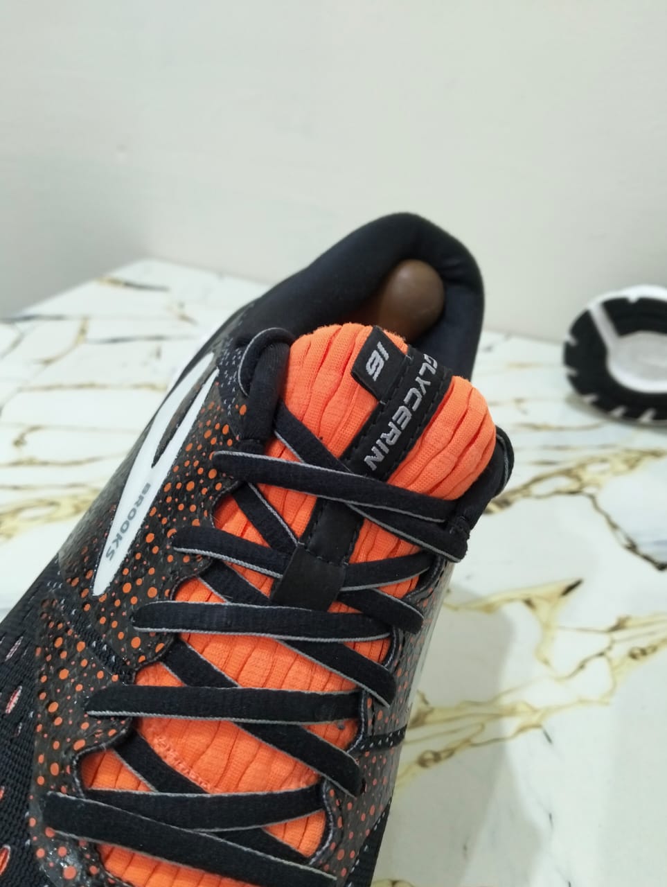 BROOKS GLYCRINE 16 view 7