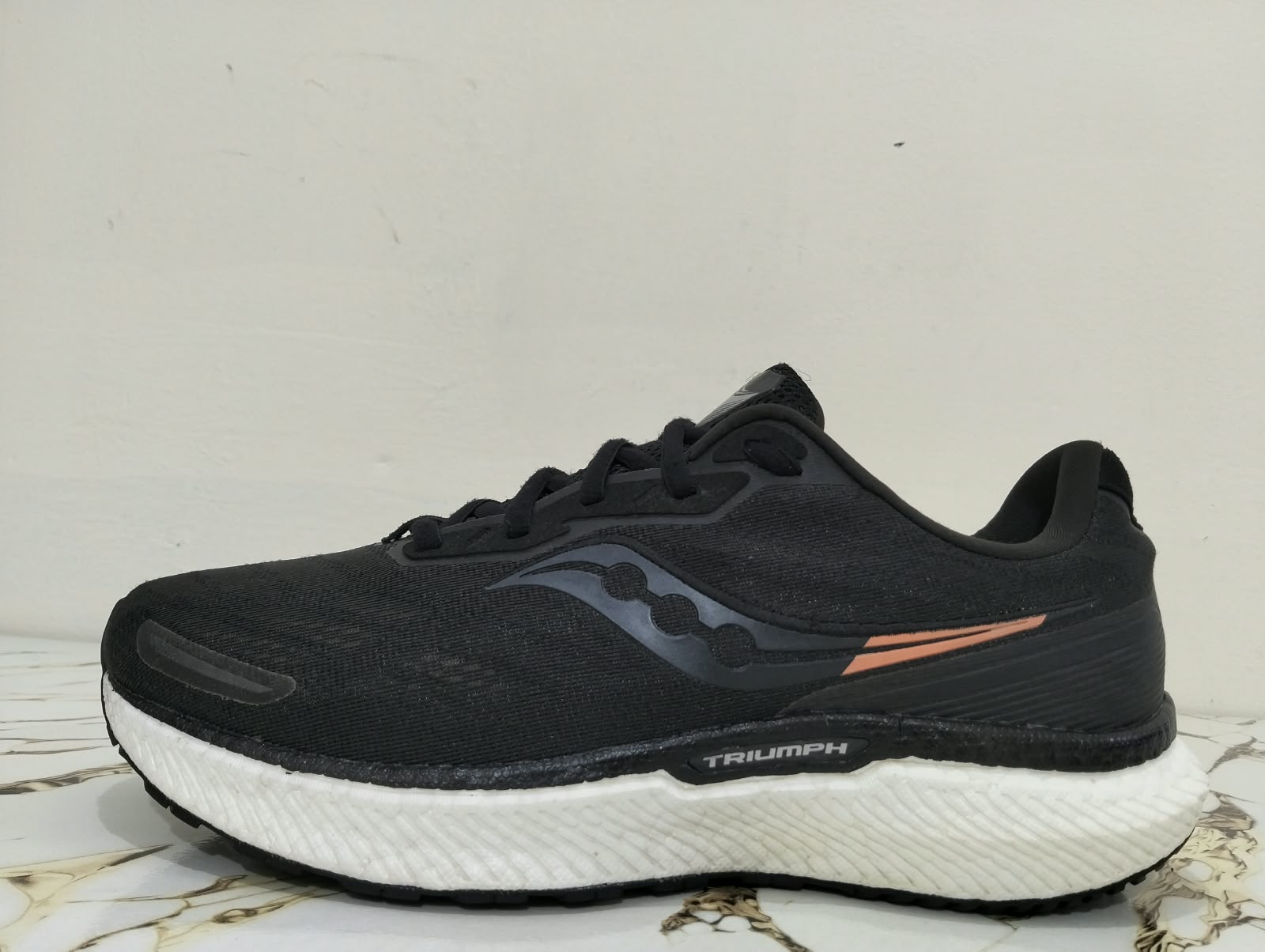 SAUCONY TRIUMPH 19