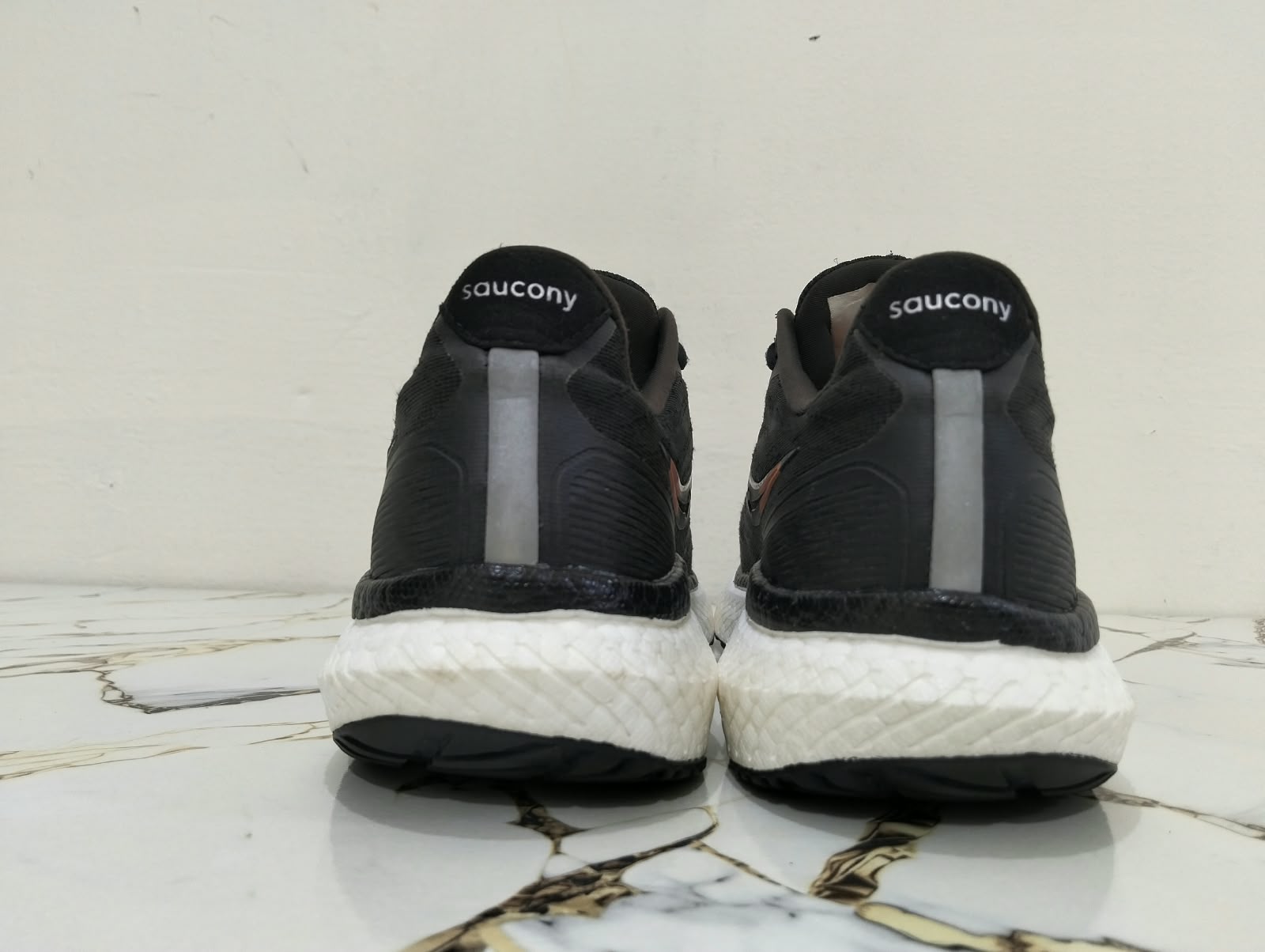 SAUCONY TRIUMPH 19 view 7
