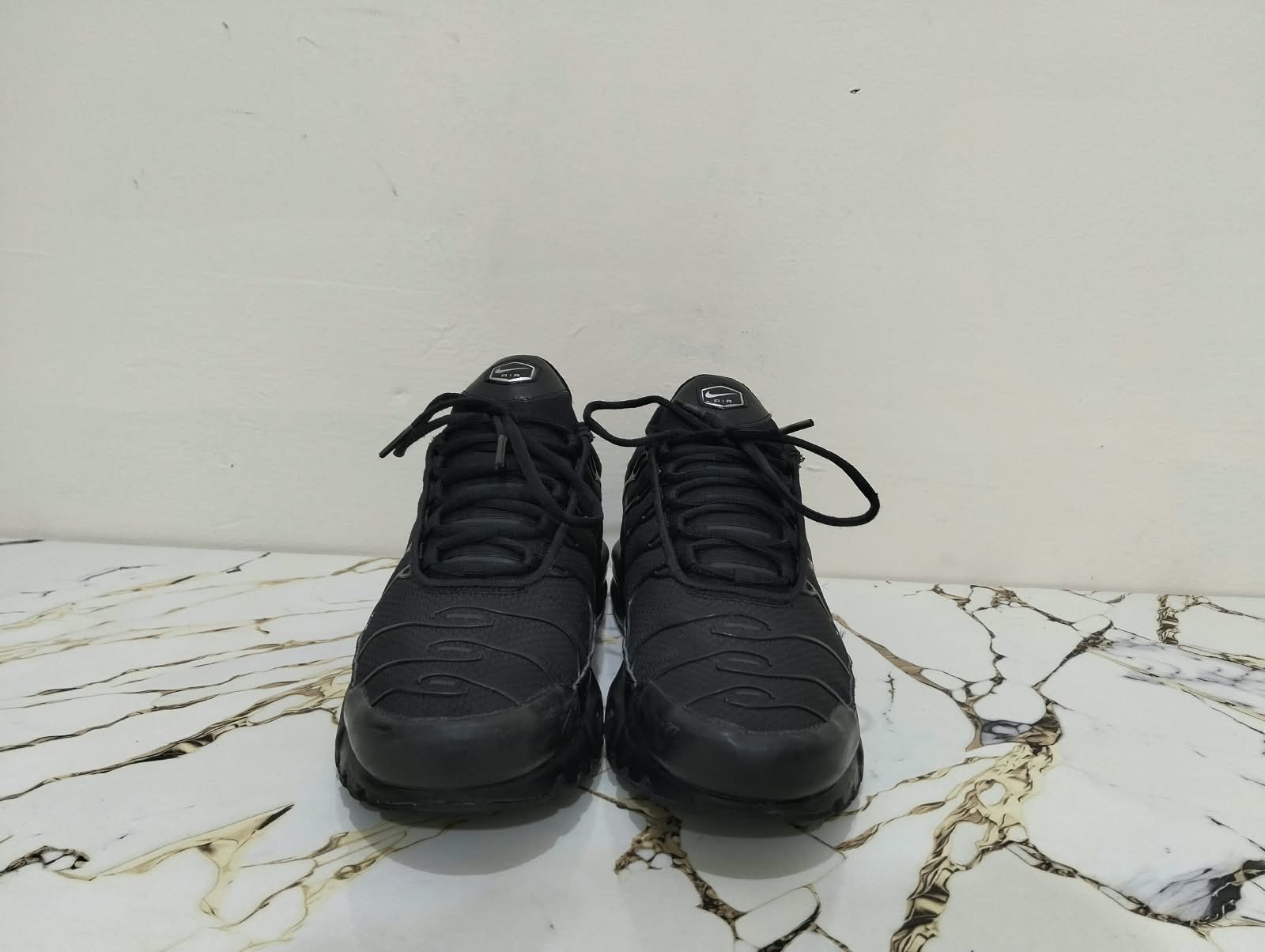 NIKE AIRMAX PLUS view 4