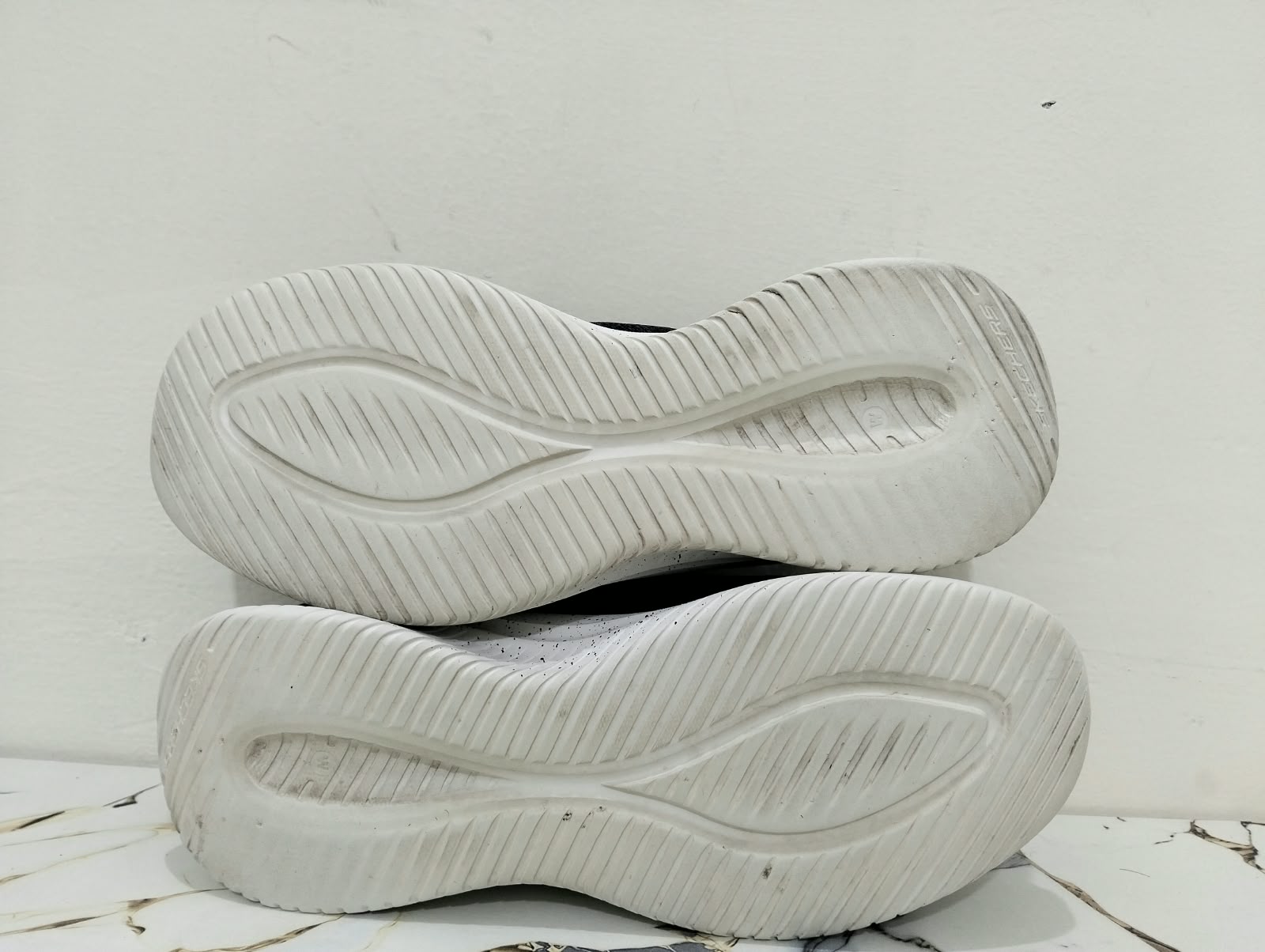 SKECHERS SLIP INS ULTRA FLEX 3.0 view 4