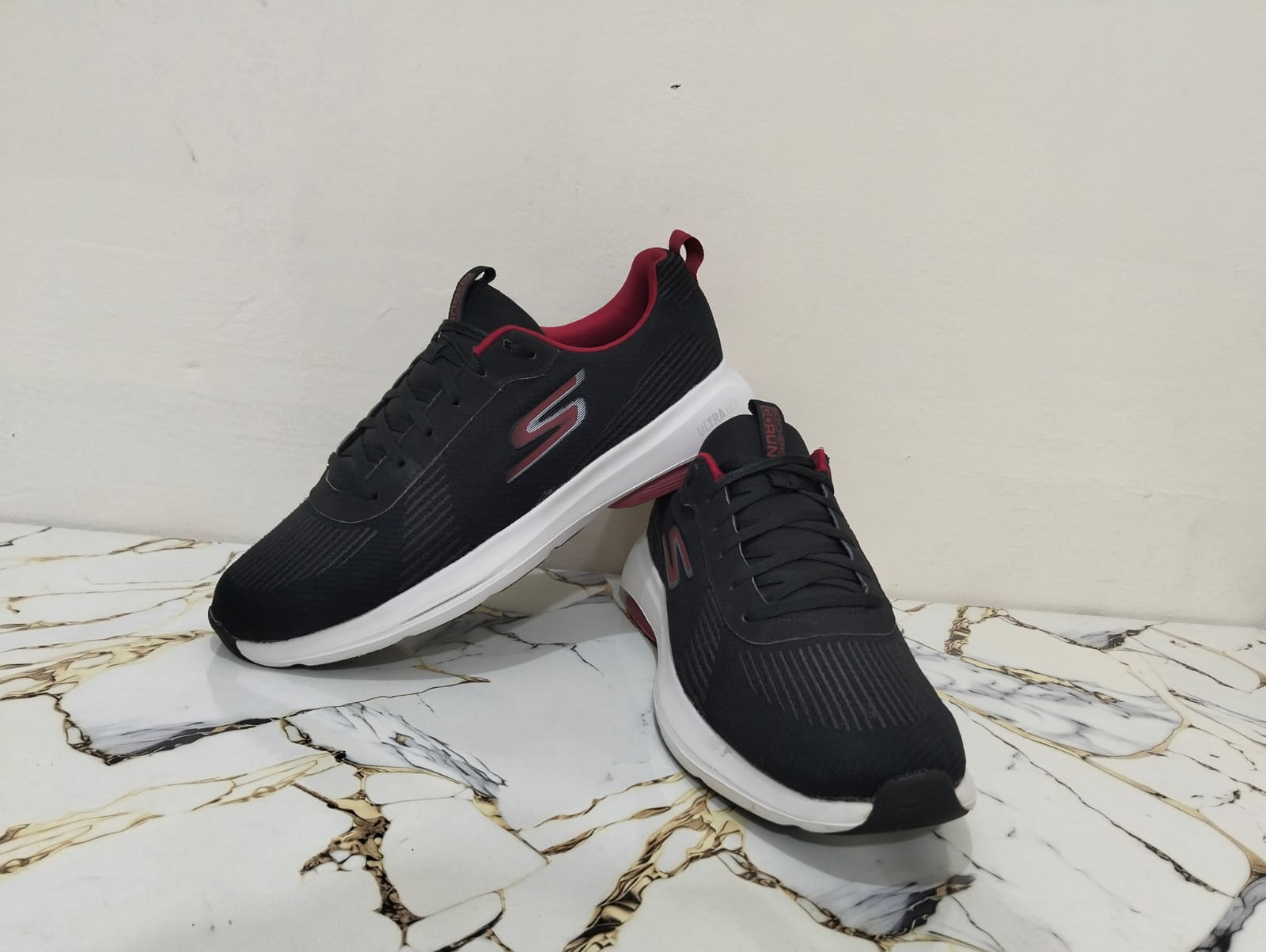 SKECHERS GO RUN VIS TECH view 7