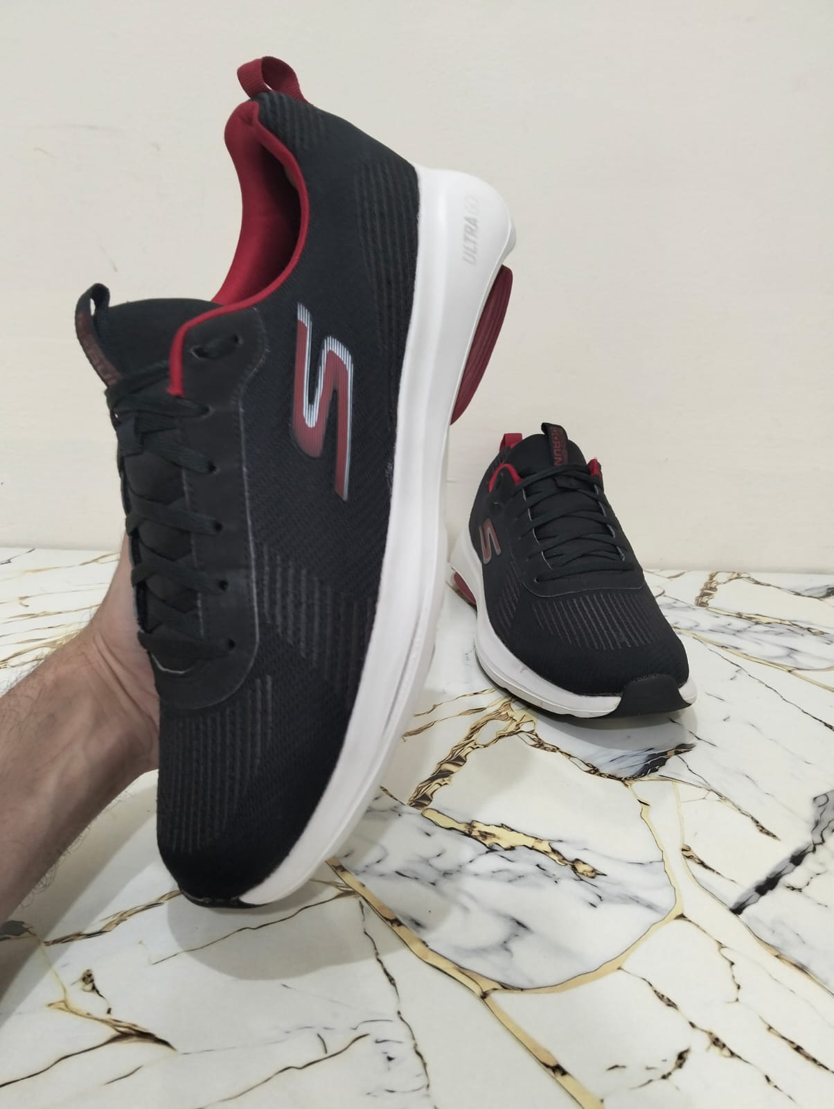 SKECHERS GO RUN VIS TECH view 3