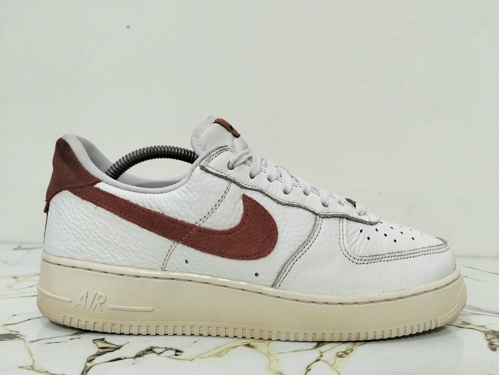 NIKE AIR FORCE 1 WHITE