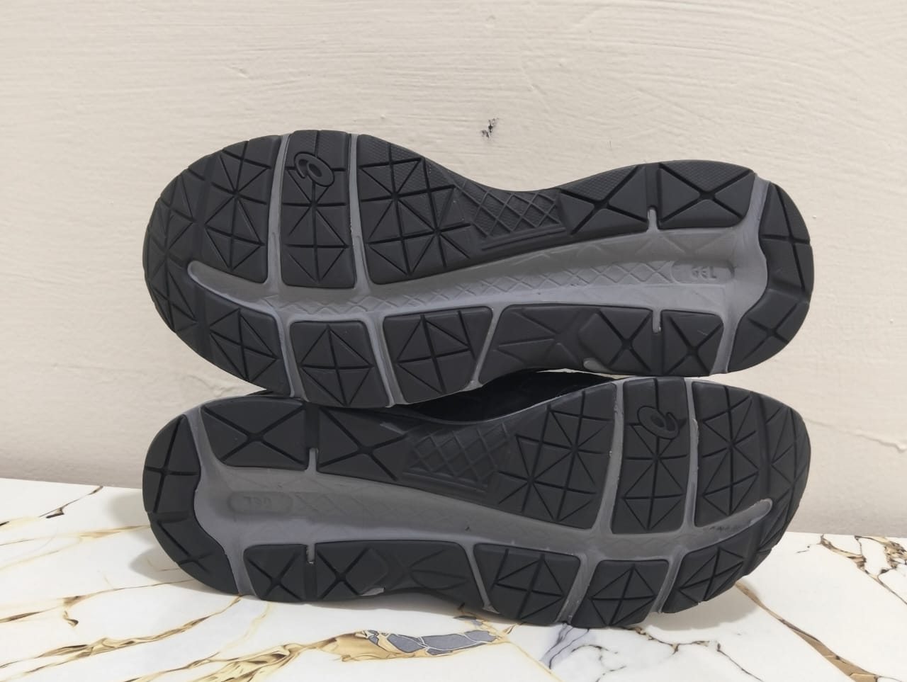 ASICS GEL CONTEND 4 view 5