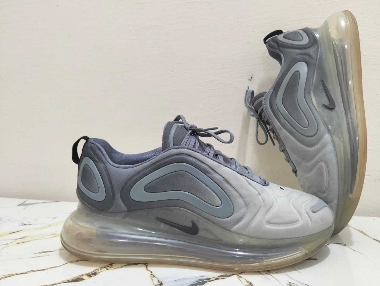 NIKE AIRMAX 720