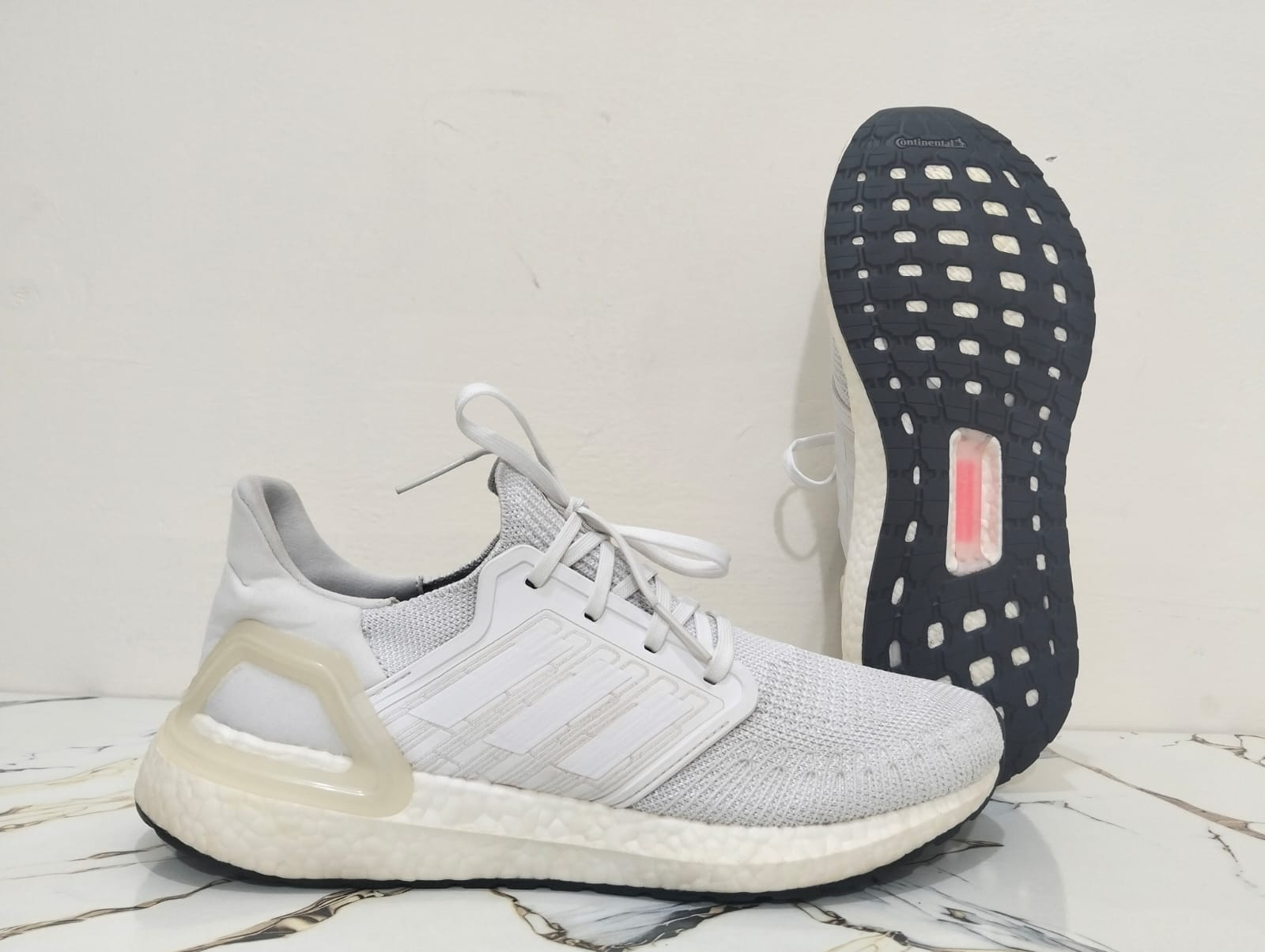 ADIDAS ULTRABOOST 20 view 4