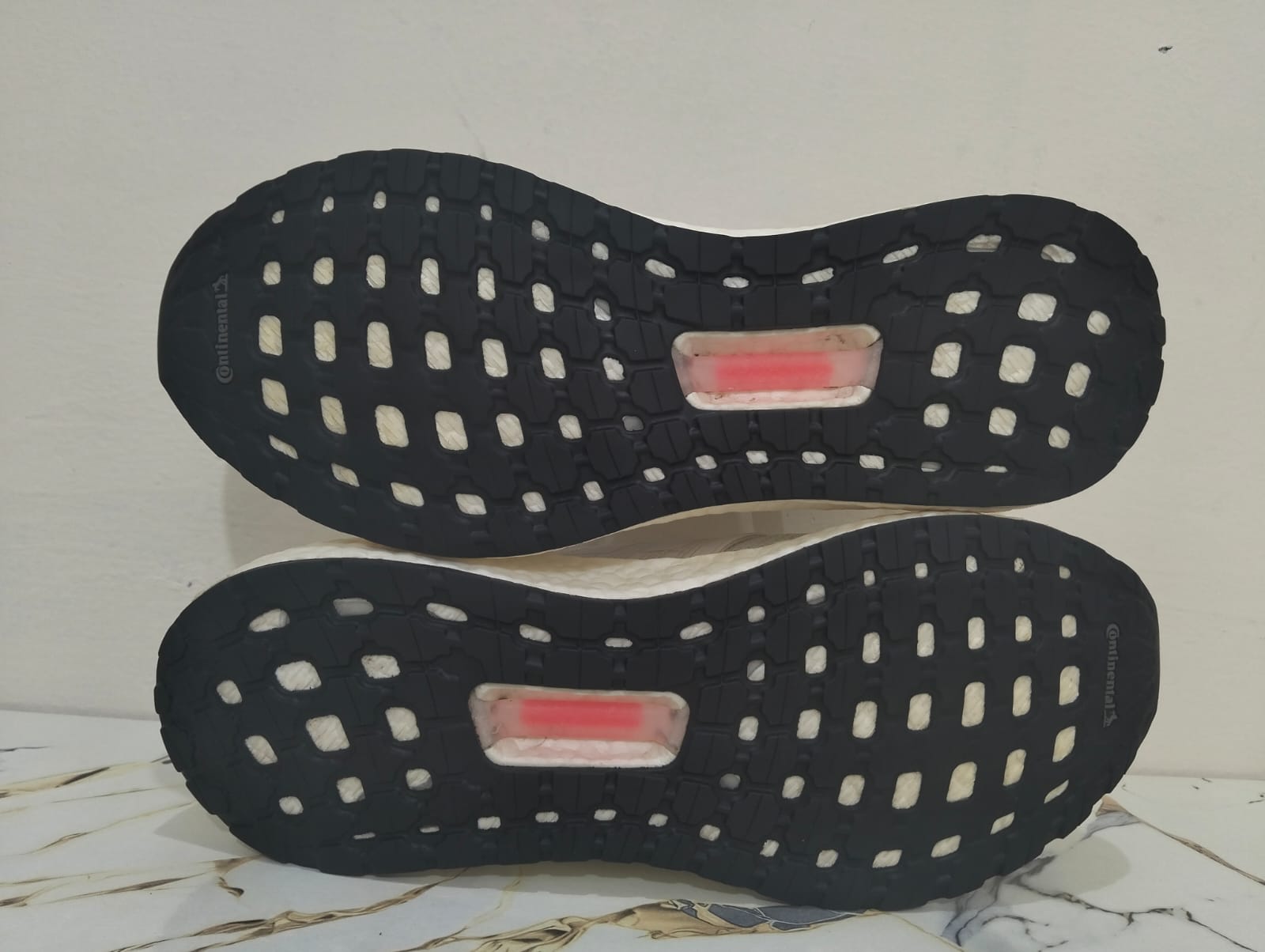 ADIDAS ULTRABOOST 20 view 7
