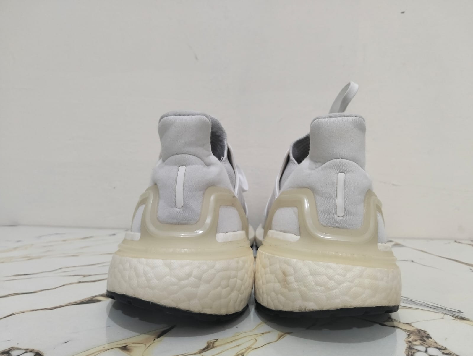 ADIDAS ULTRABOOST 20 view 8