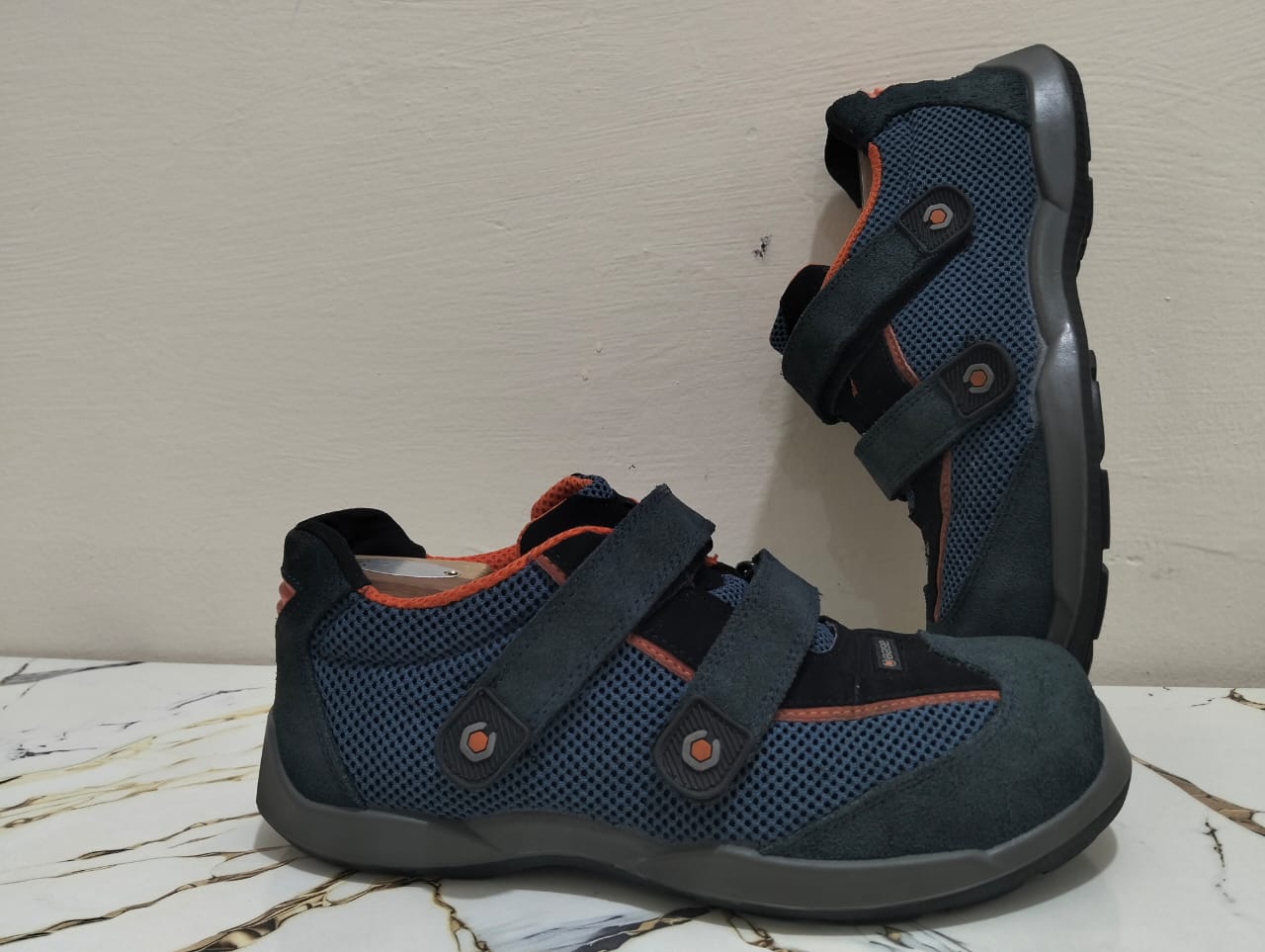 BASE SWIM STEEL TOE SAFETY SHOES