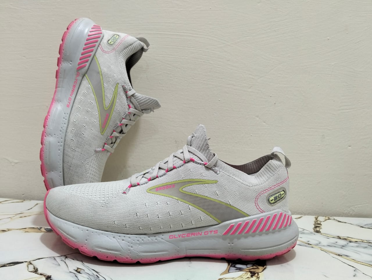 BROOKS STEALTH FIT GLYCERINE 20