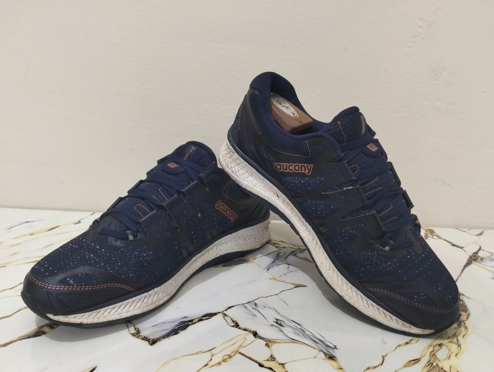 SAUCONY TRIUMPH ISO view 4