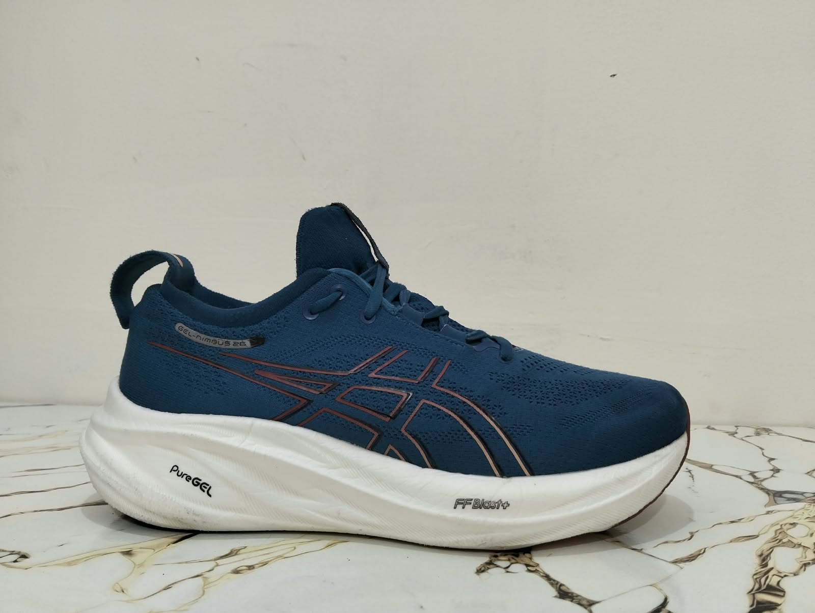 ASICS GEL NIMBUS 26