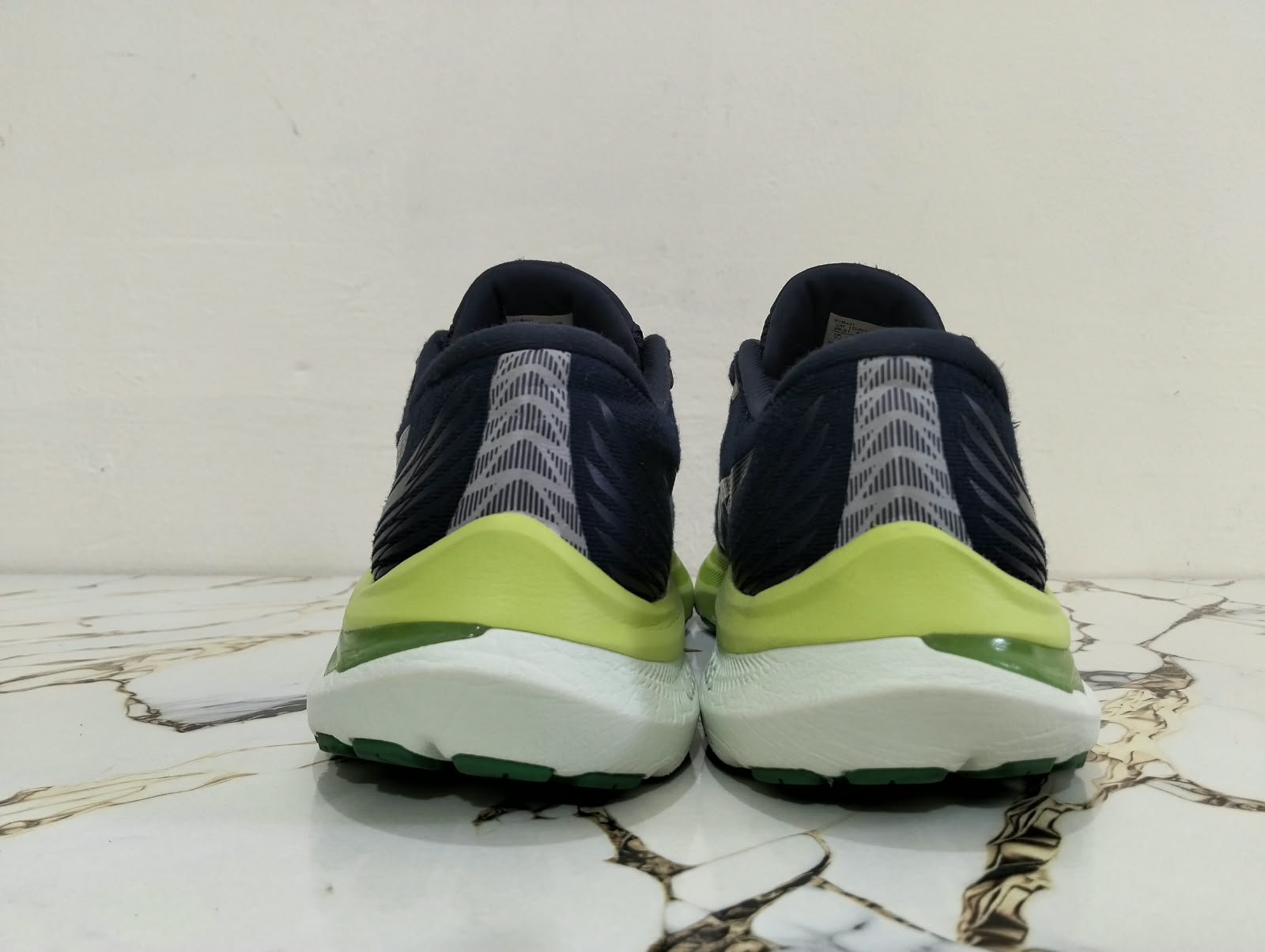 ASICS GT 2000 11 view 8