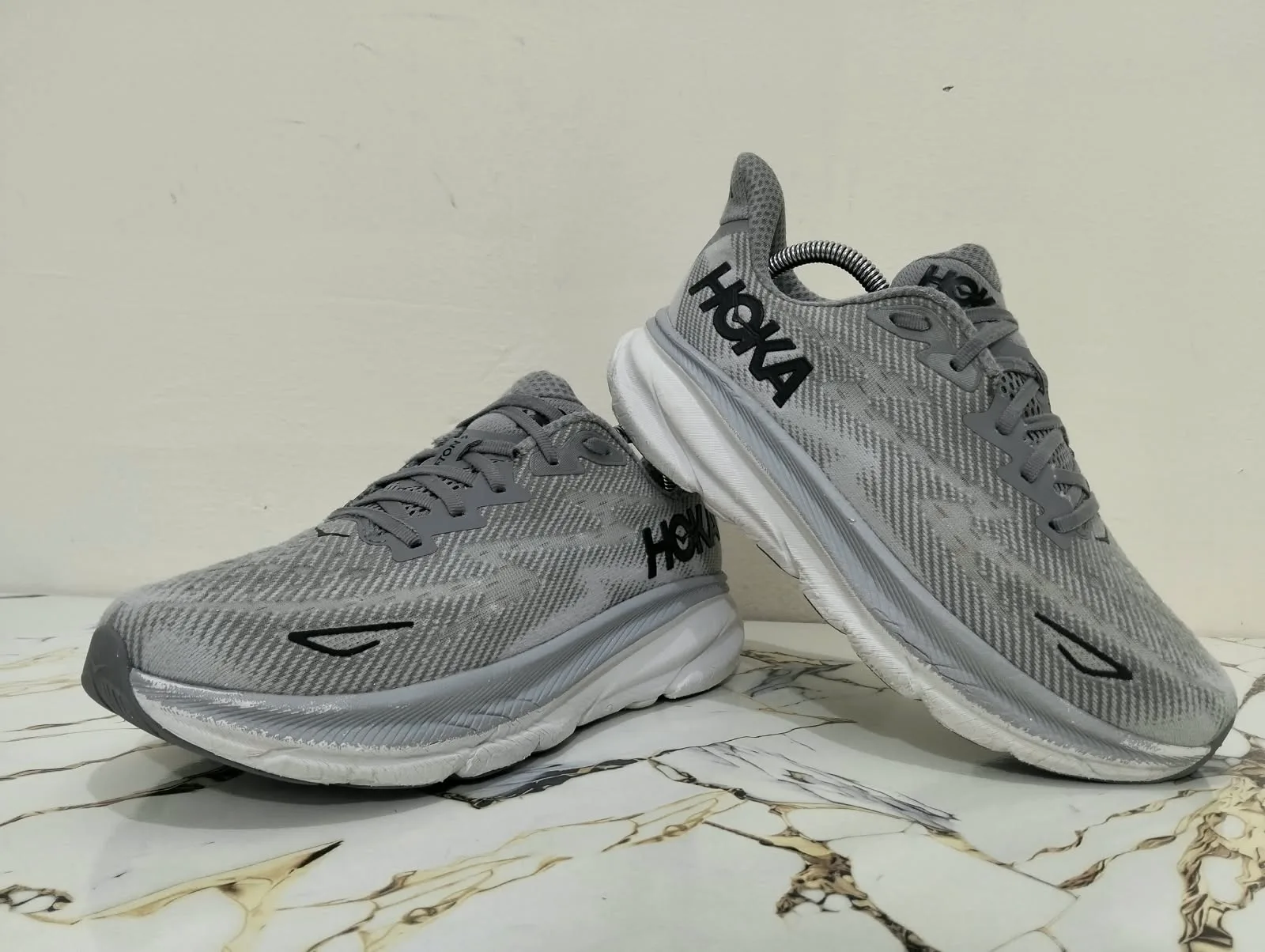 HOKA CLIFTON 9 view 5