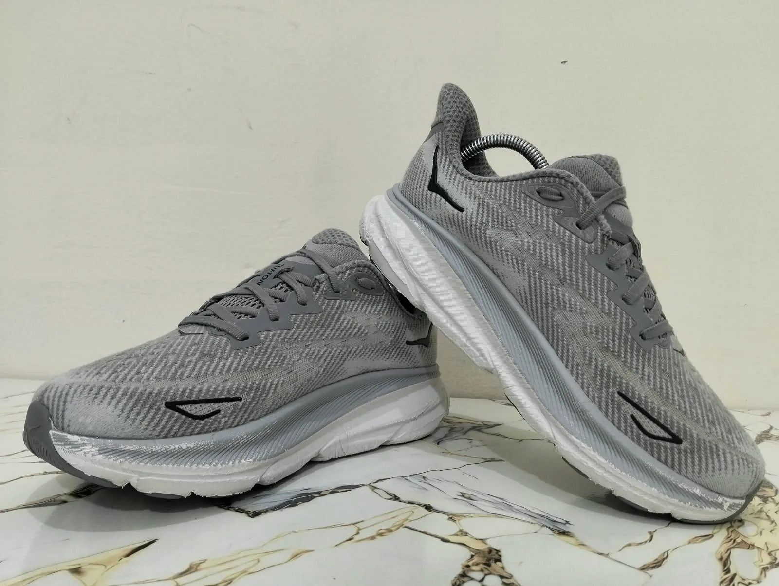 HOKA CLIFTON 9 view 8