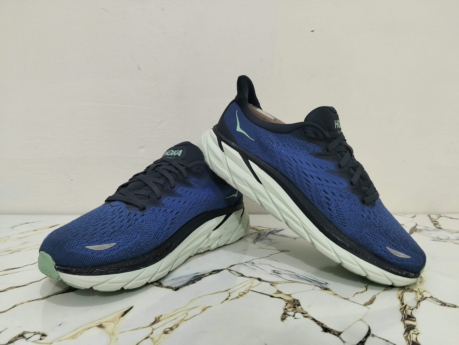 HOKA CLIFTON 8 view 7