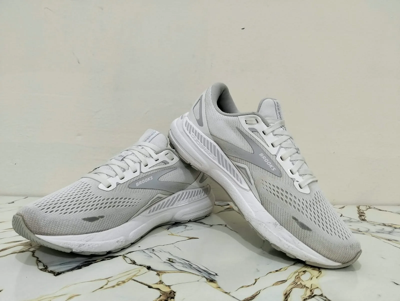 BROOKS ADRENALINE GTS 23 WHITE view 8