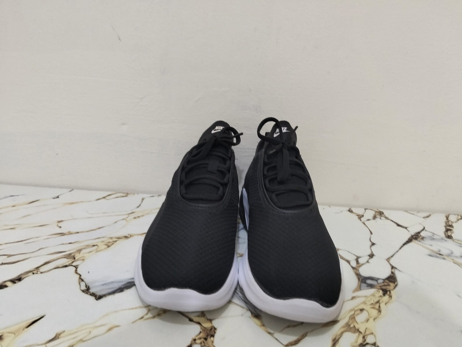 NIKE AIRMAX MOTION 2 view 4