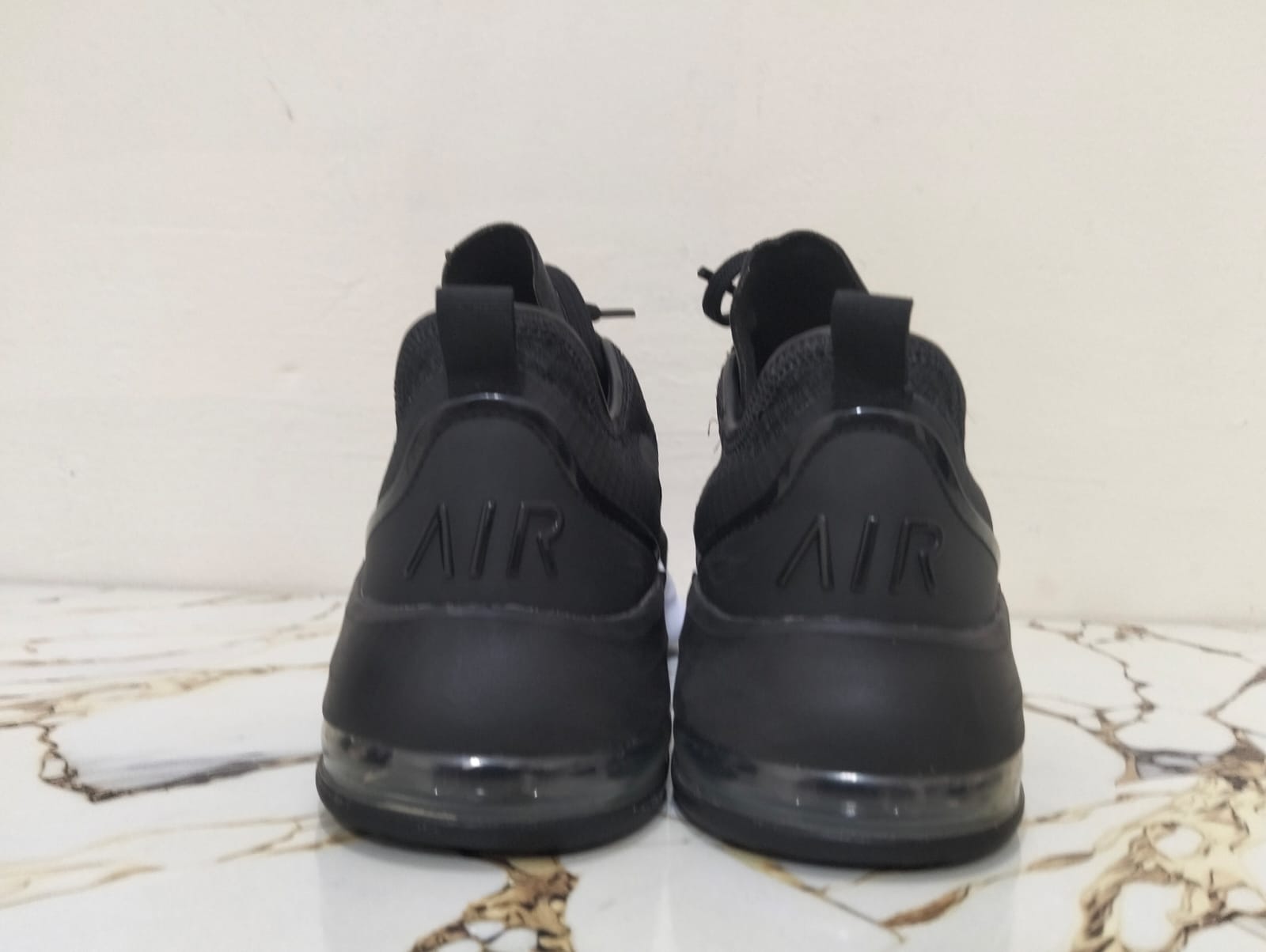 NIKE AIRMAX MOTION 2 view 6