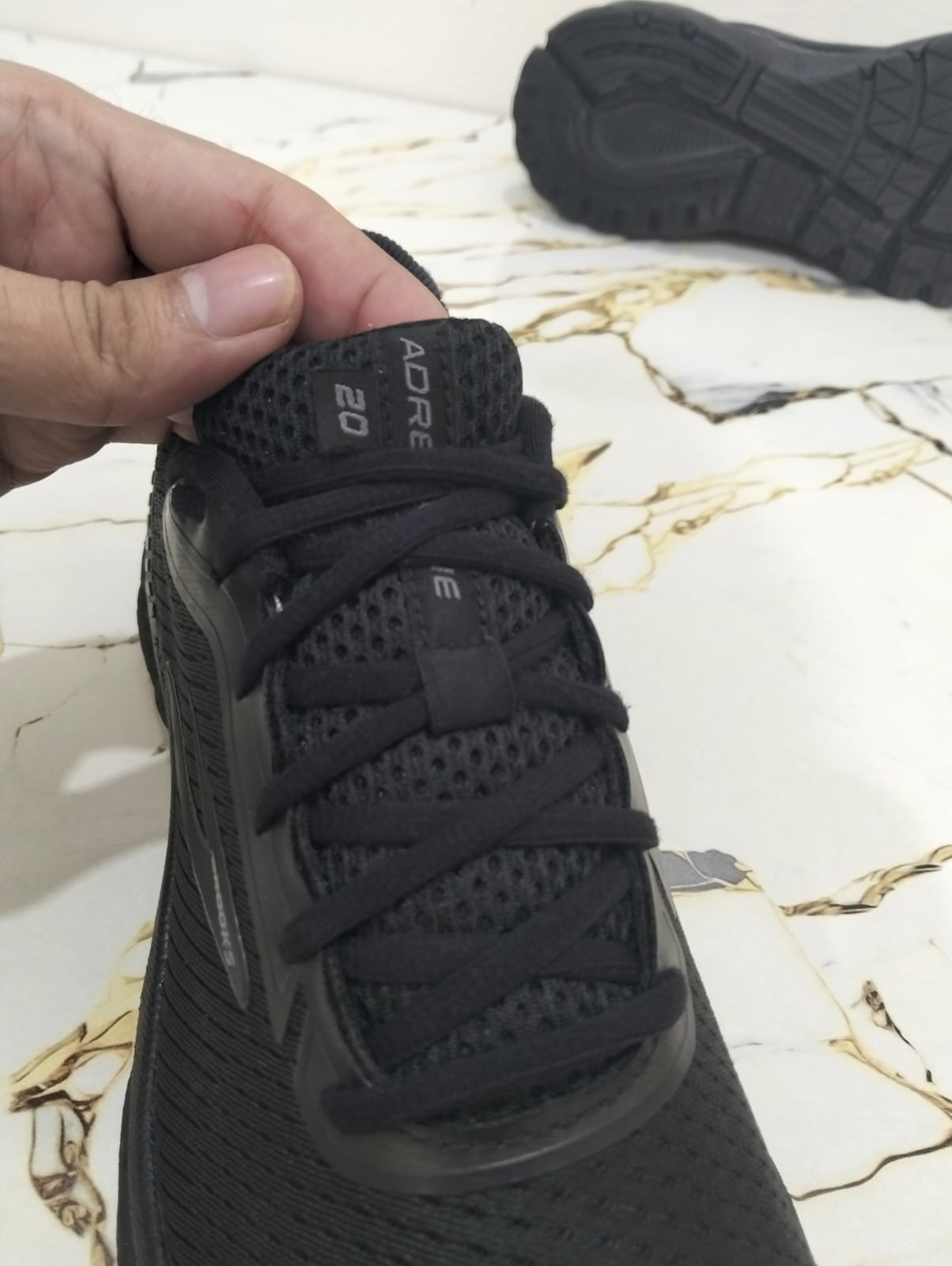 BROOKS ADRENALINE GTS 20 view 5