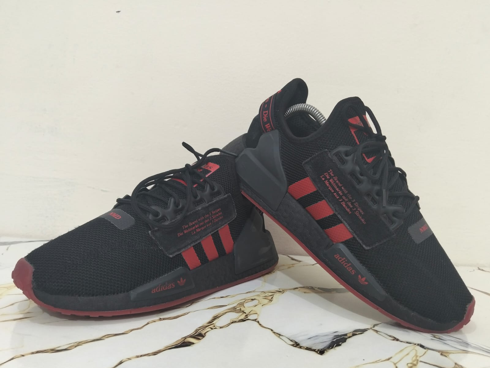 ADIDAS NMD R1 V2 BOOST view 4