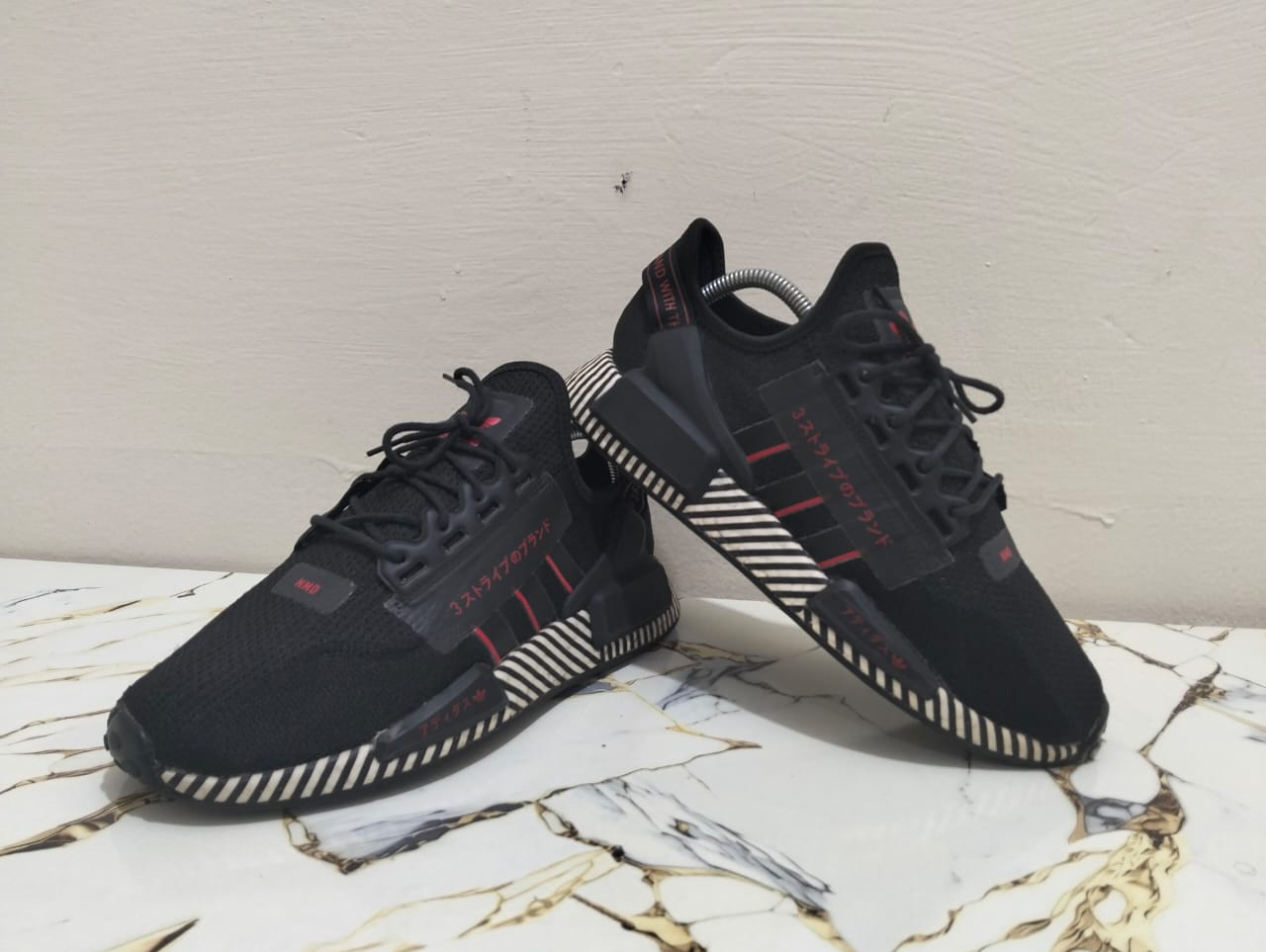 ADIDAS NMD R1 view 8