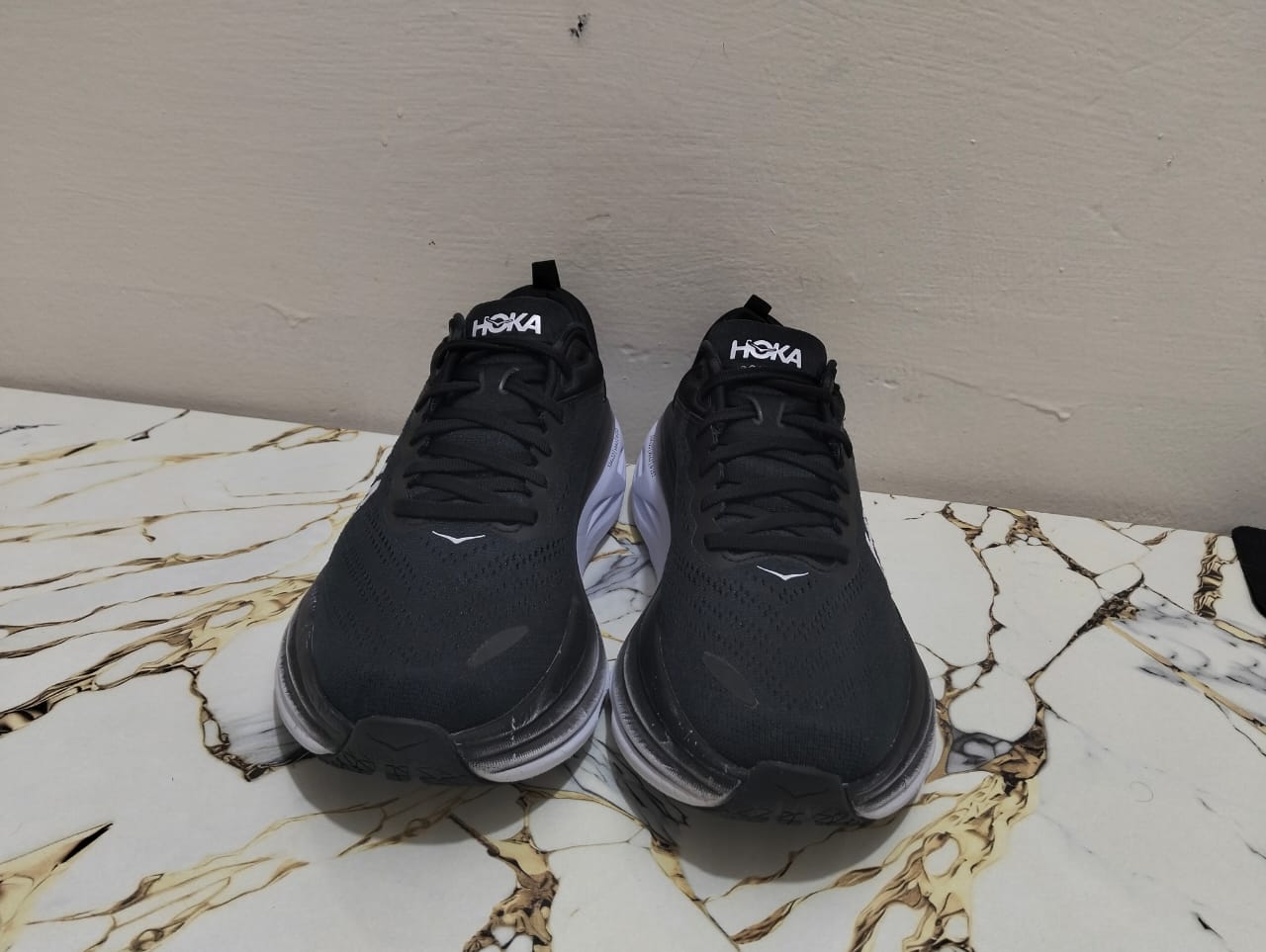 HOKA BONDI 8 view 6