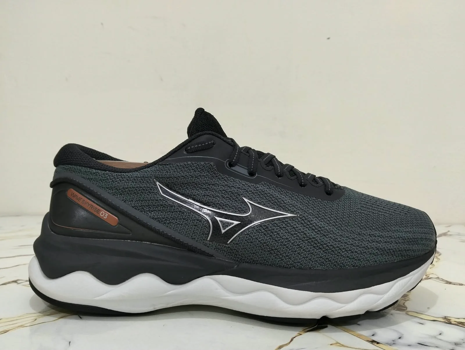 MIZUNO WAVE SKYRISE 3.0