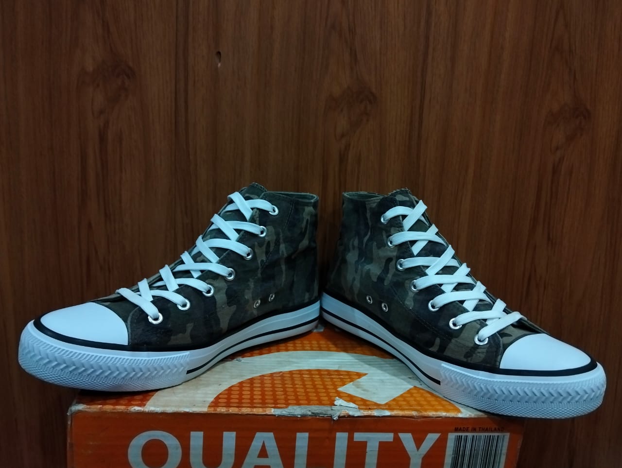CONVERSE ALL STAR CHUCK TAYLOR view 4