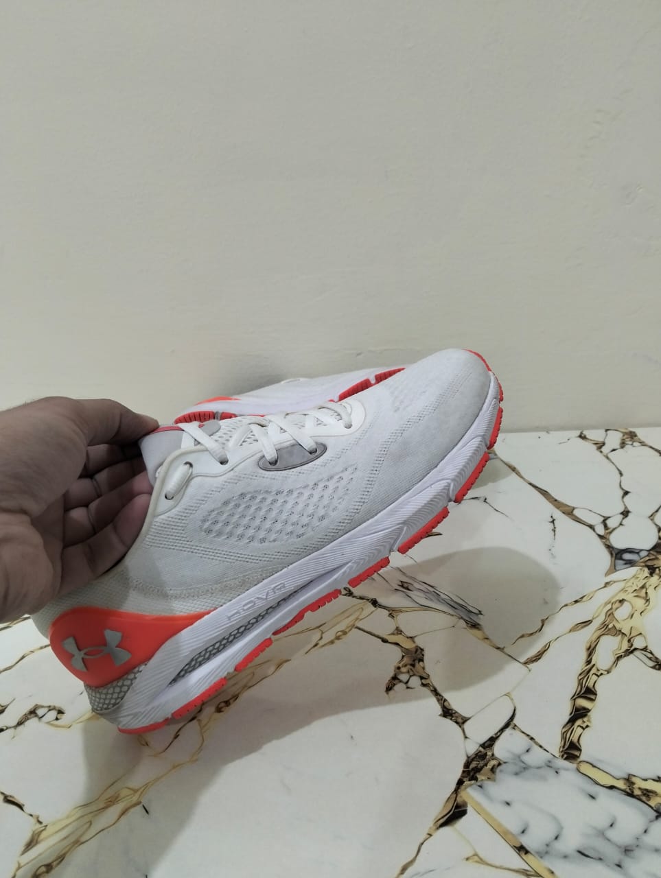 UNDER ARMOUR HOVR SONIC 5 view 9