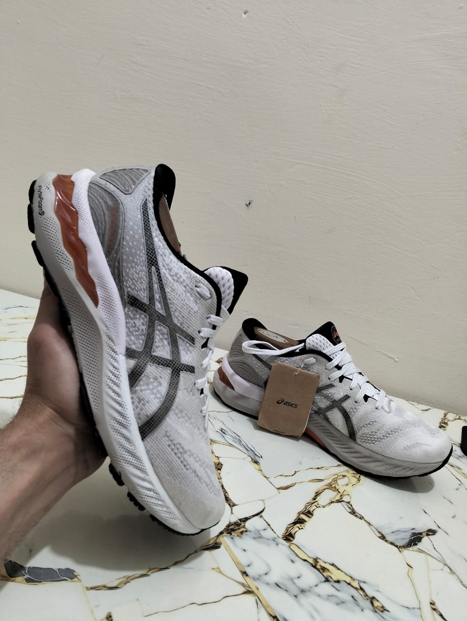 ASICS GEL NIMBUS 23 (STORE RETURNED)