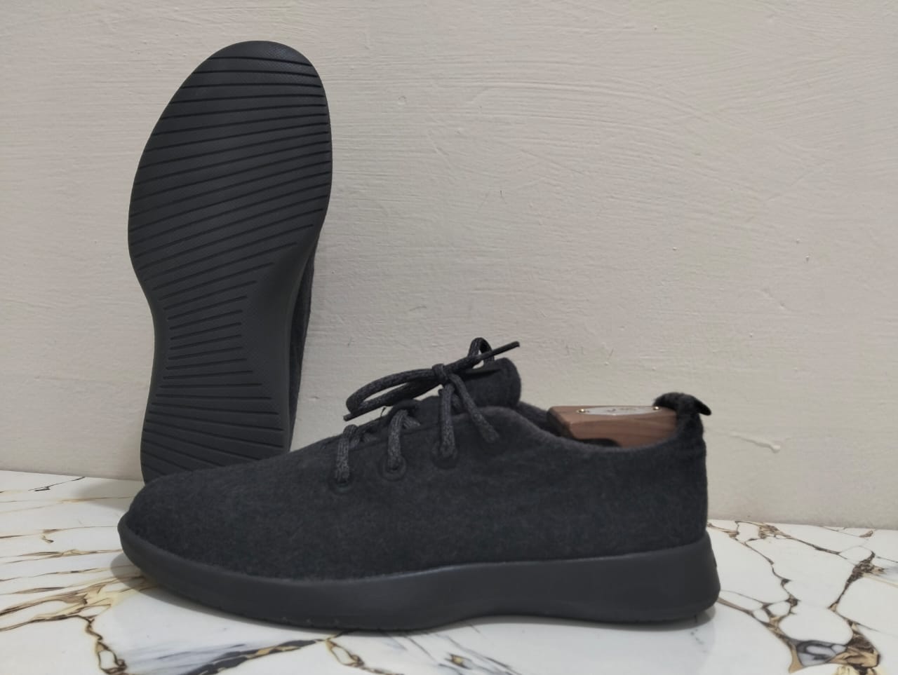 ALLBIRDS WOOL RUNNERS