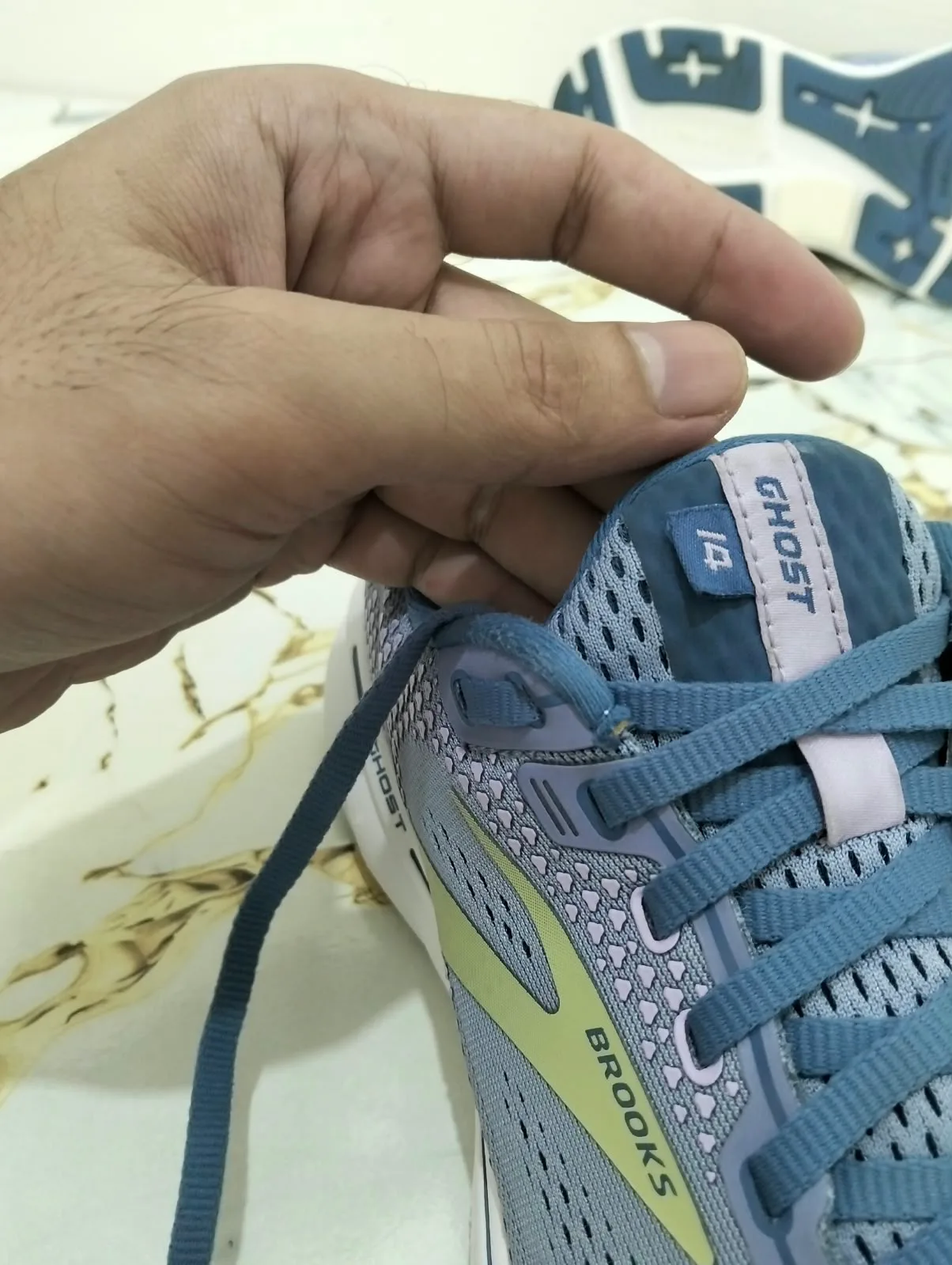 BROOKS GHOST 14 view 9