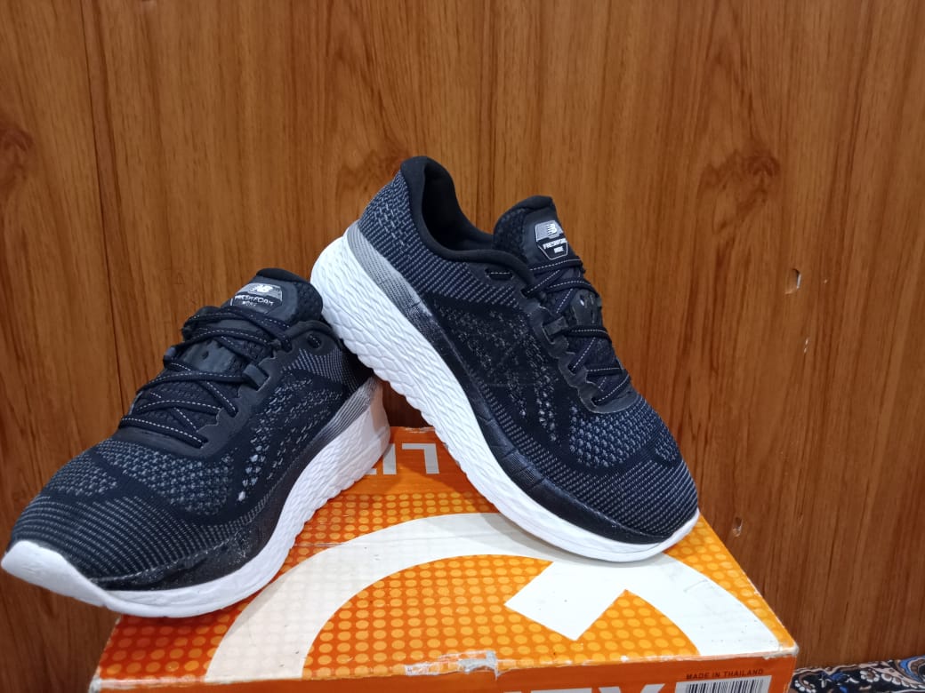 NEWBALANCE FRESH FOAM view 4