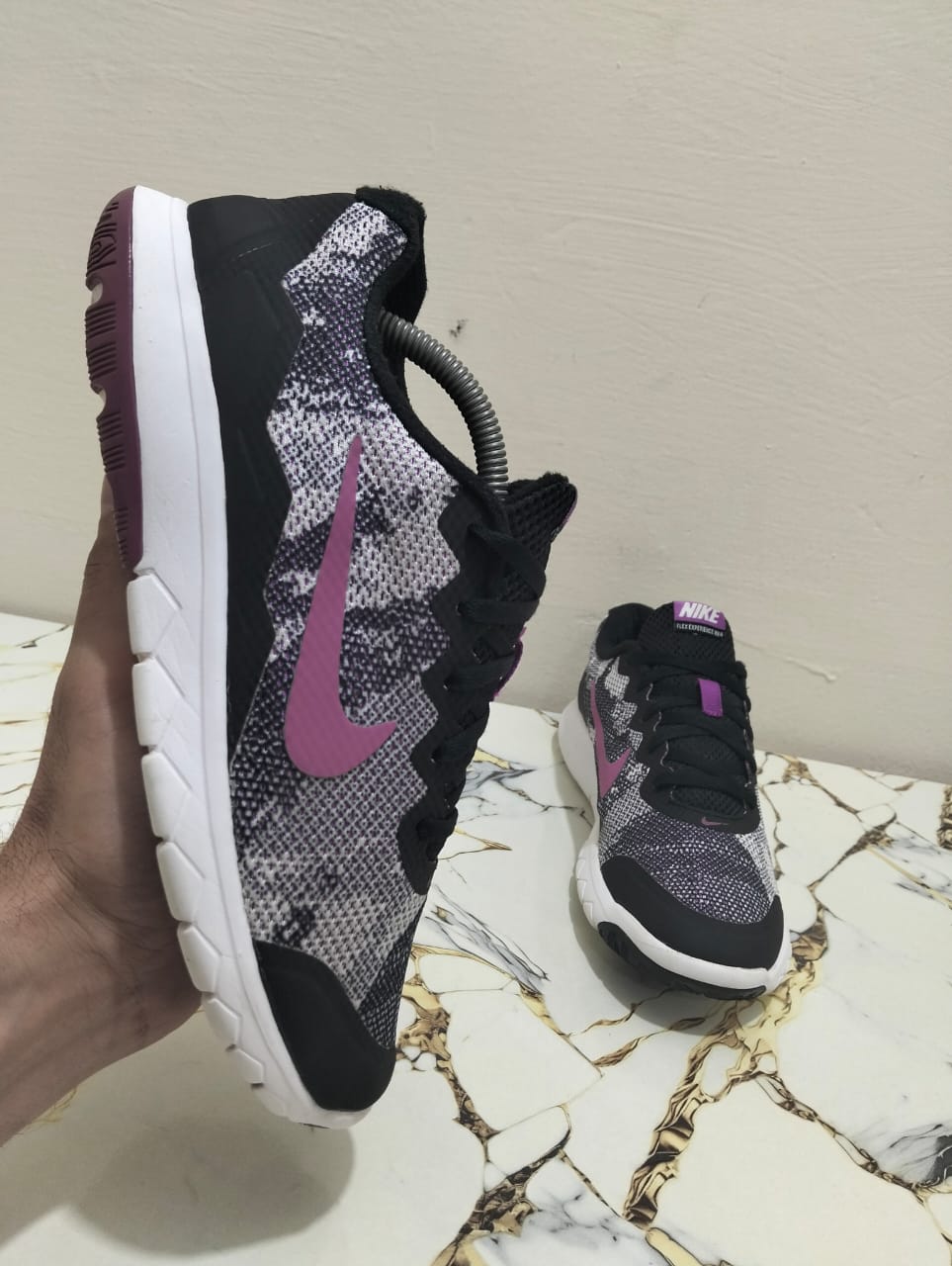 NIKE FLEX EXPERIENCE RN 4 view 3